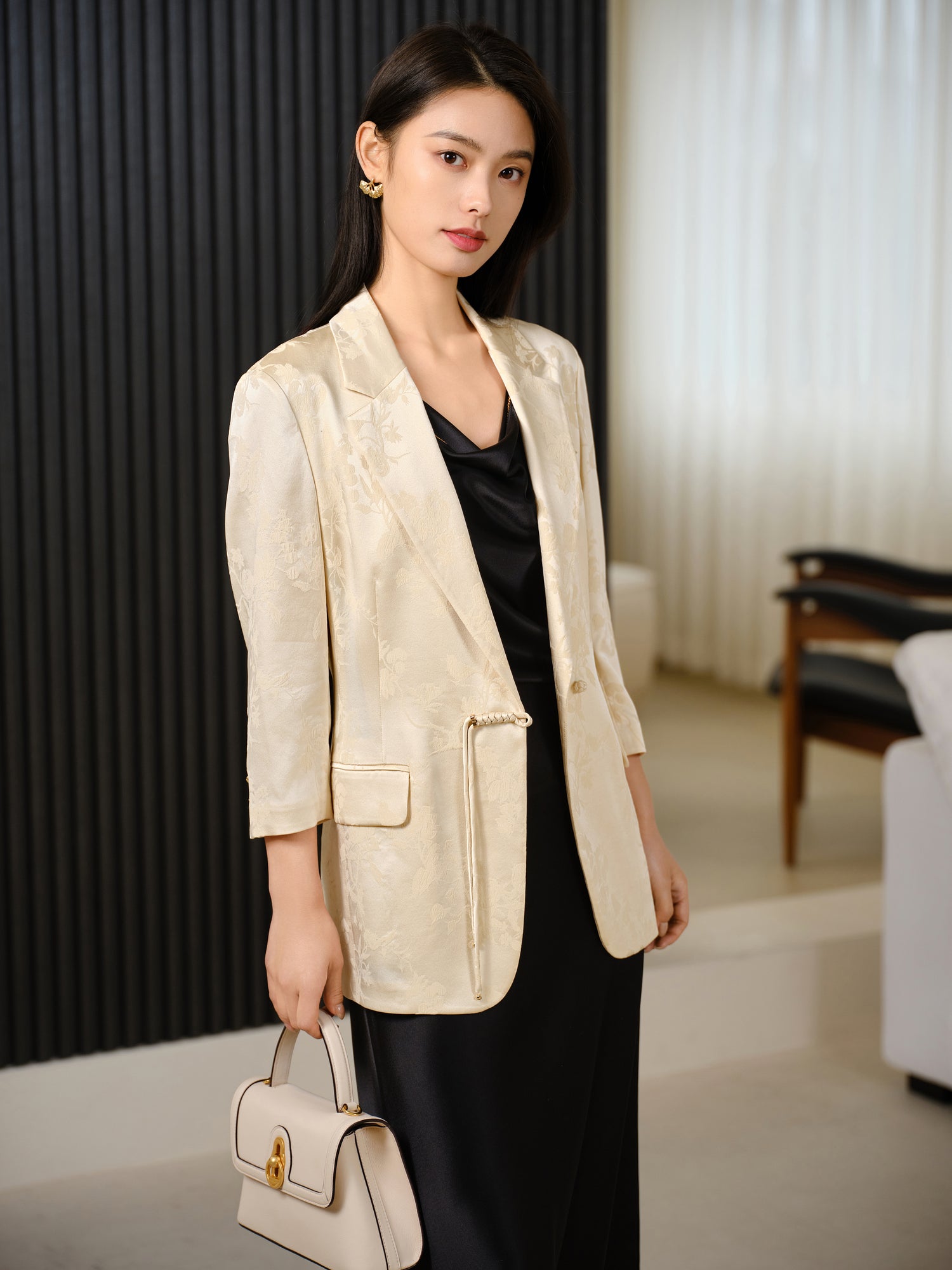 EP YAYING Silk Blazer