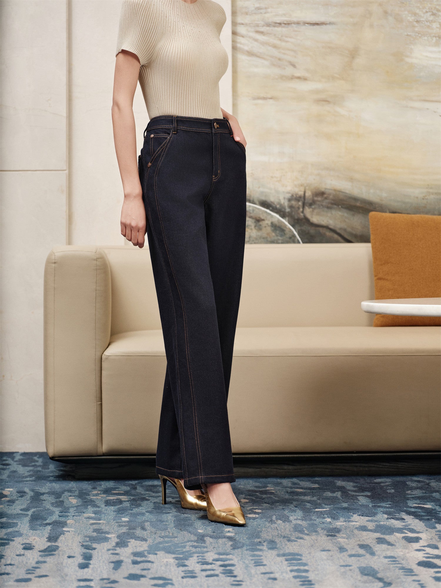 YAYING Straight-Leg Embroidered Jeans