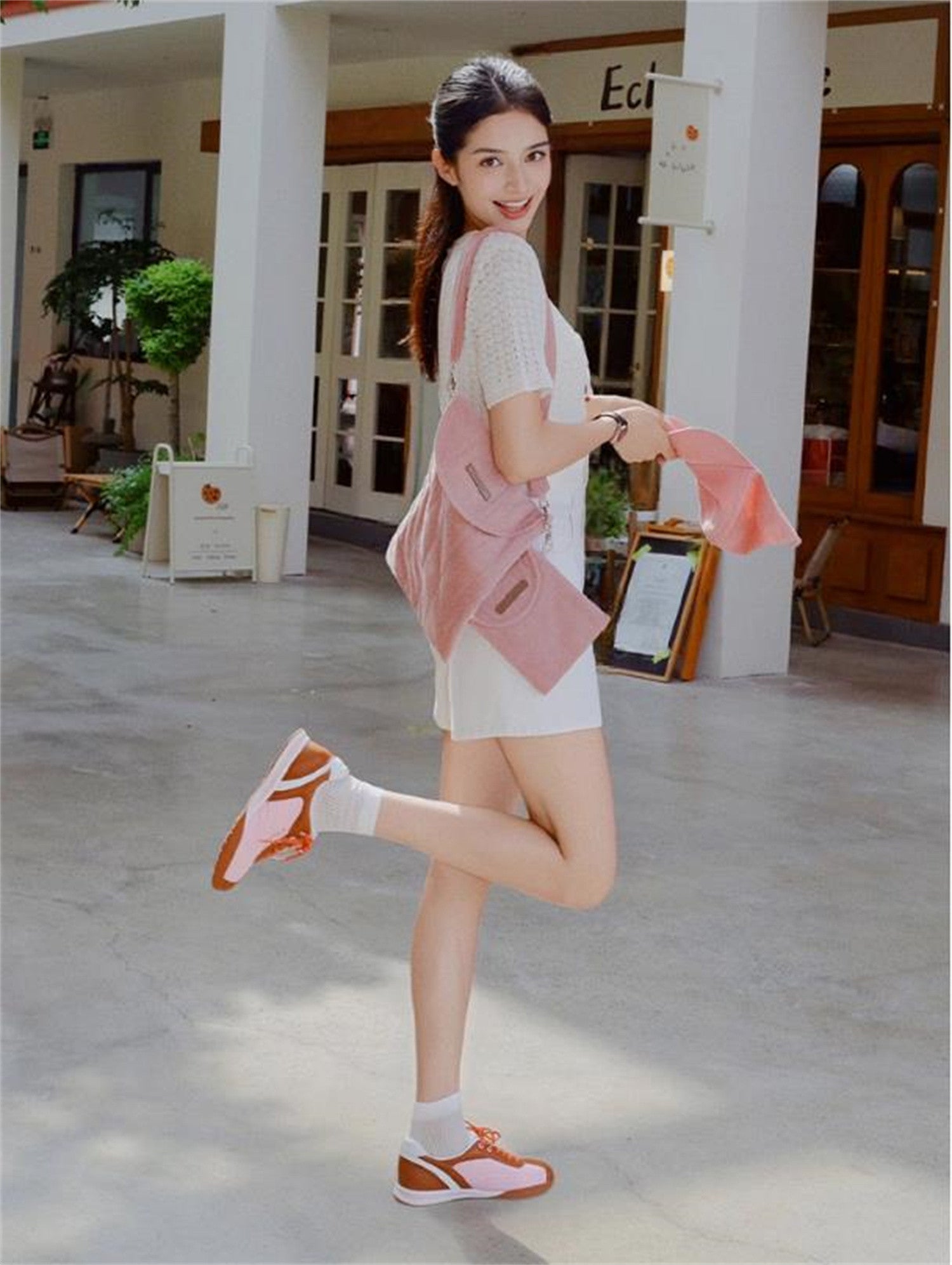 EP YAYING Single-Shoulder Laptop Bag EAKAOB103AF