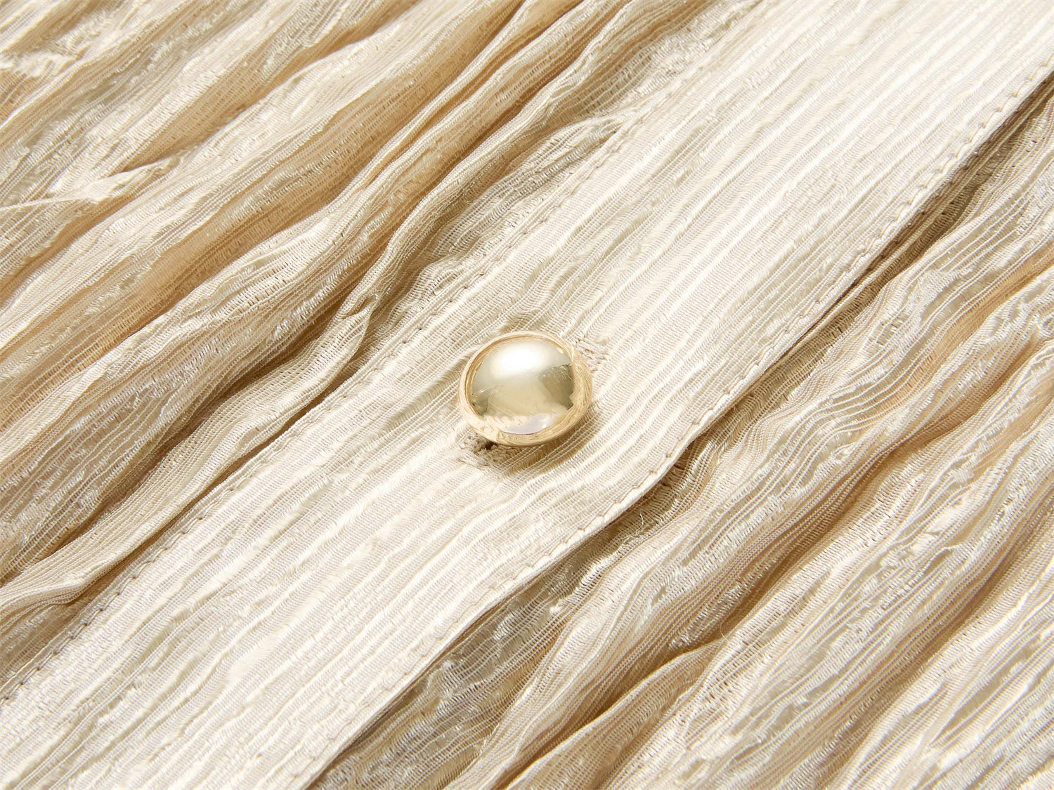 EP YAYING Waist-Cinching Slim-Fit Shirt EGKPA2236AE