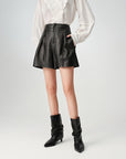 EP YAYING Minimalist Commuter Leather Shorts