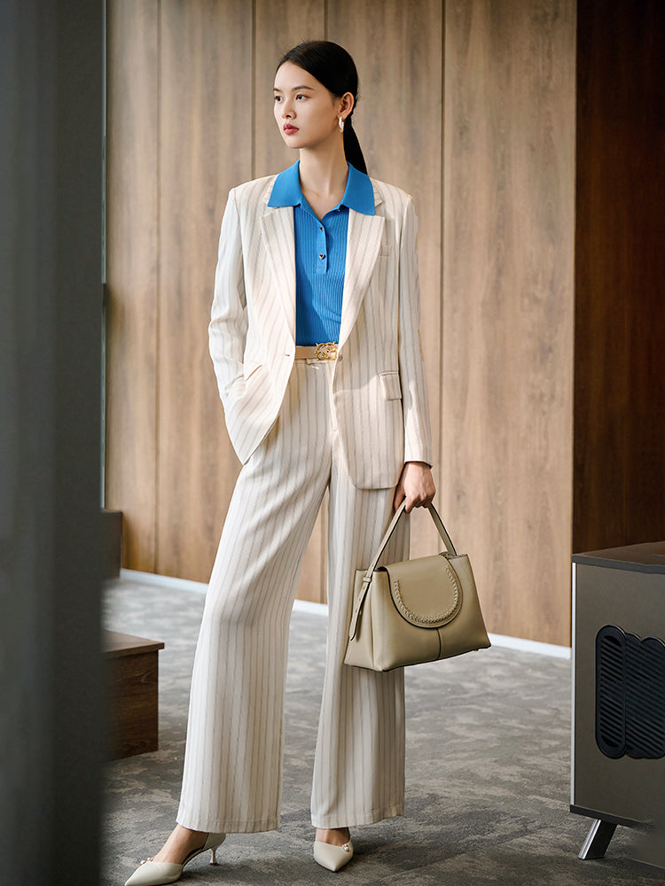 EP YAYING Blue Collar Neck Knit Sweater