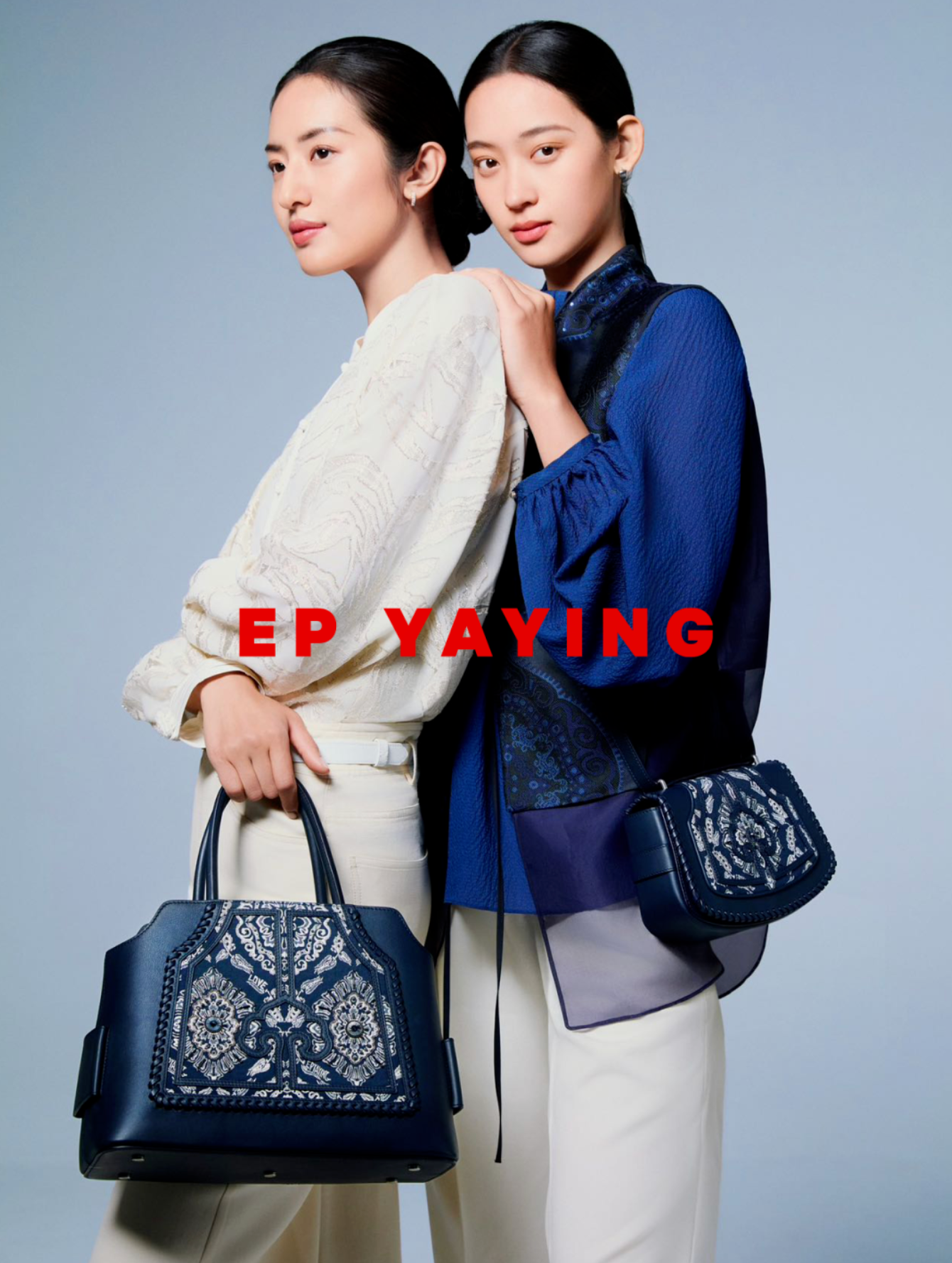 The Ruyi-style front opening, with the charm of Chinese national style