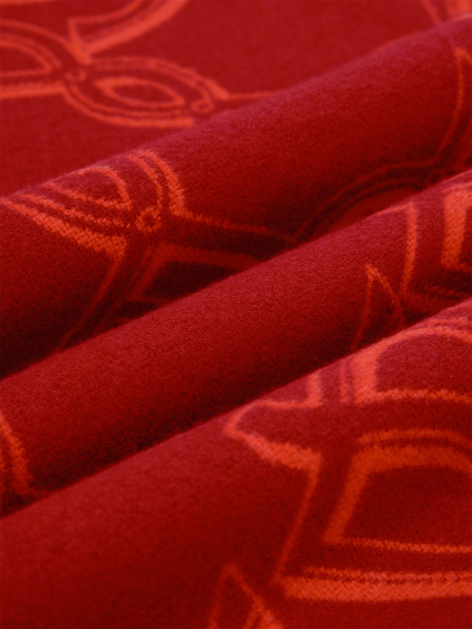 EP YAYING Double-Sided Silk Velvet Shawl