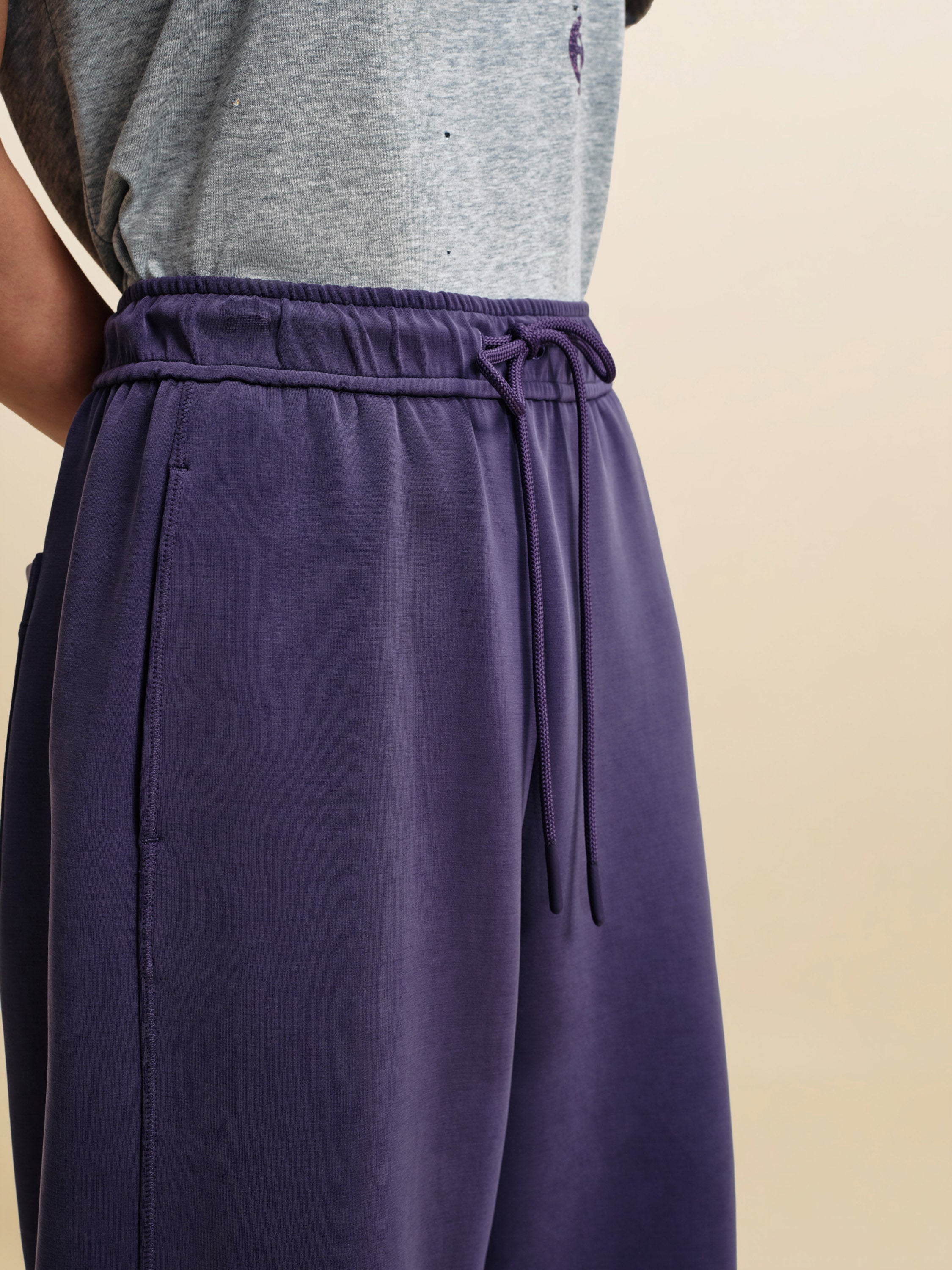 EP YAYING Curved Leg Wide Trousers