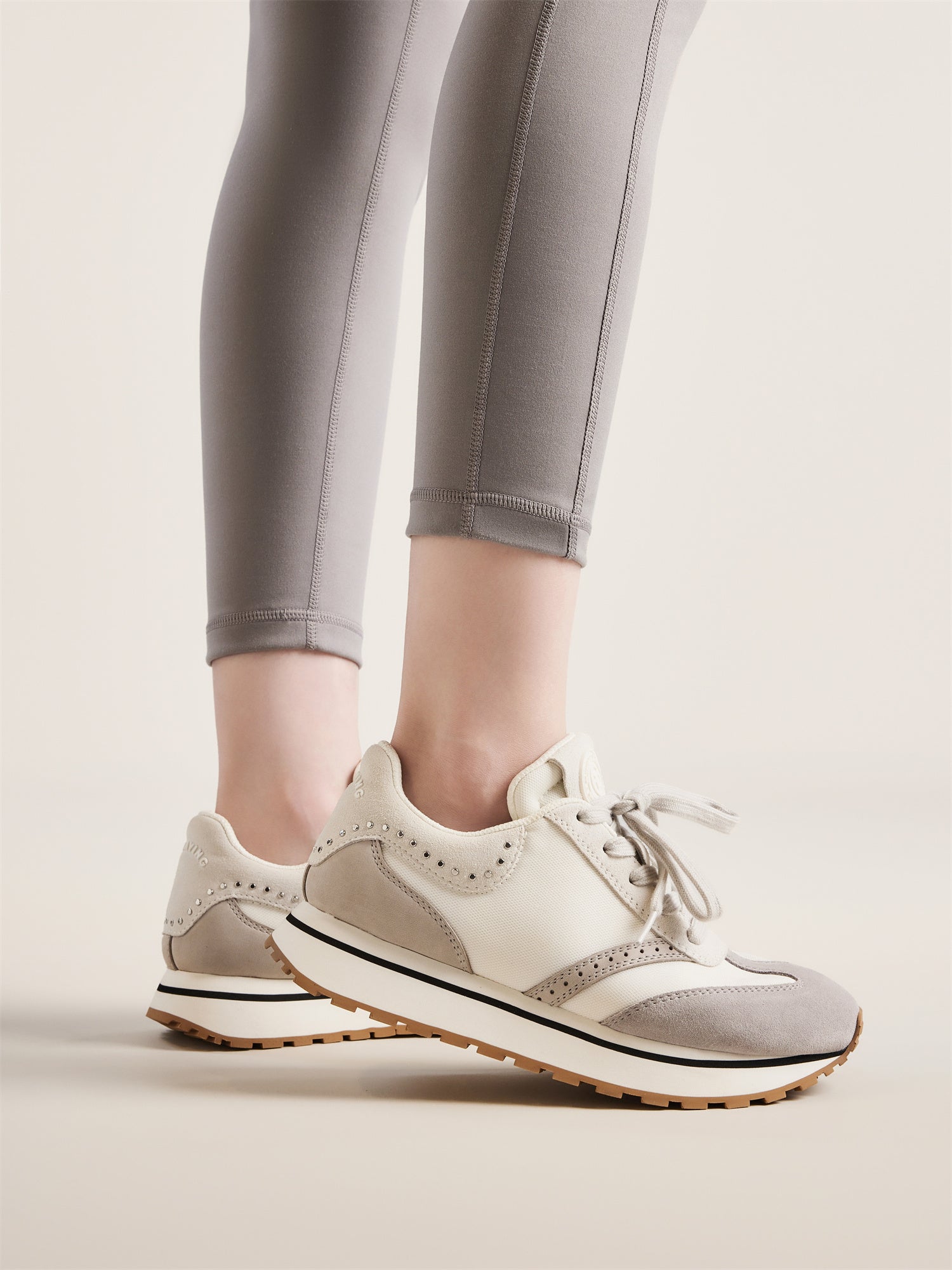 EP YAYING Featherlight Running Shoes