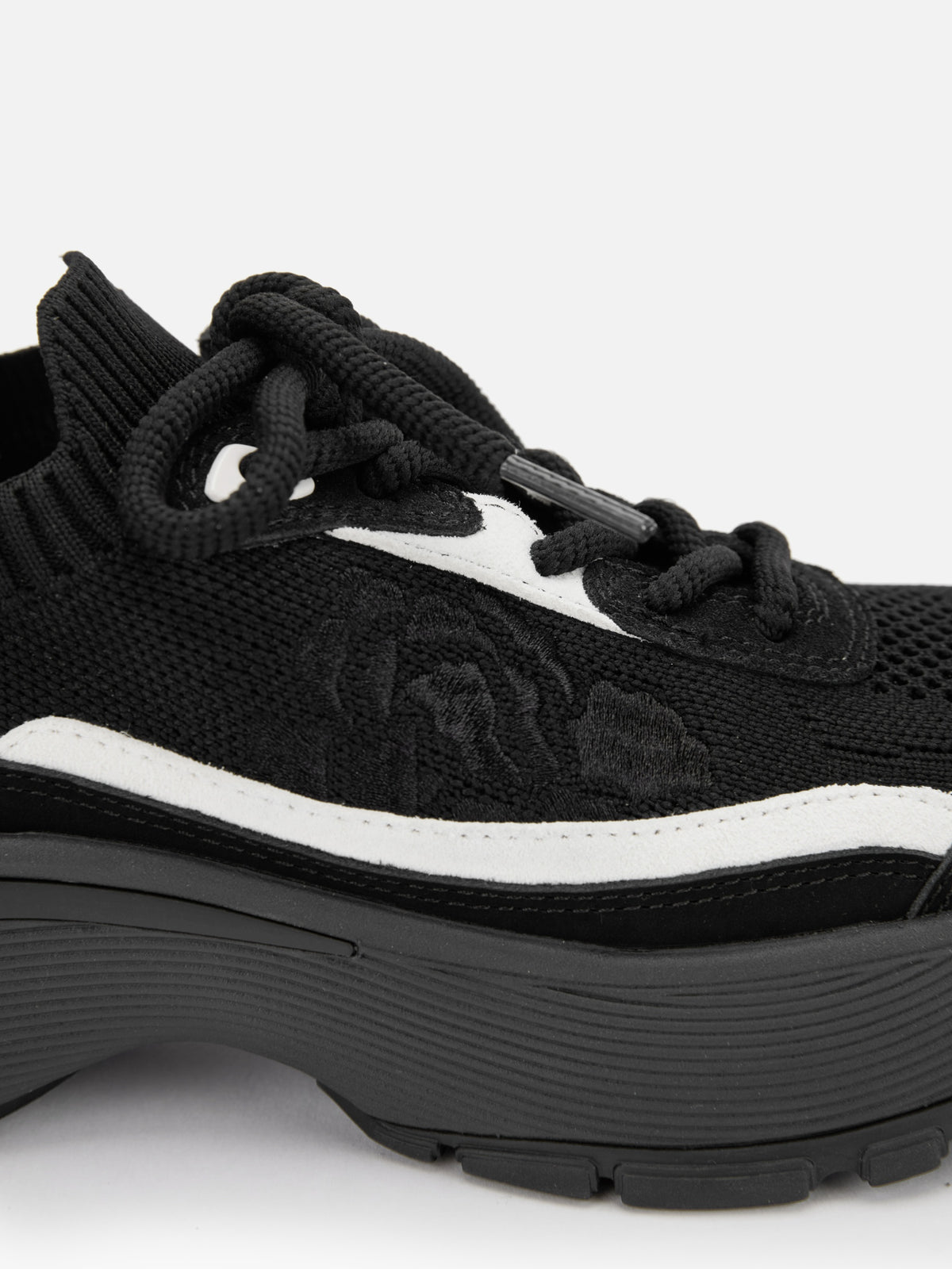 EP YAYING “Blooming Steps” Flyknit Sneakers