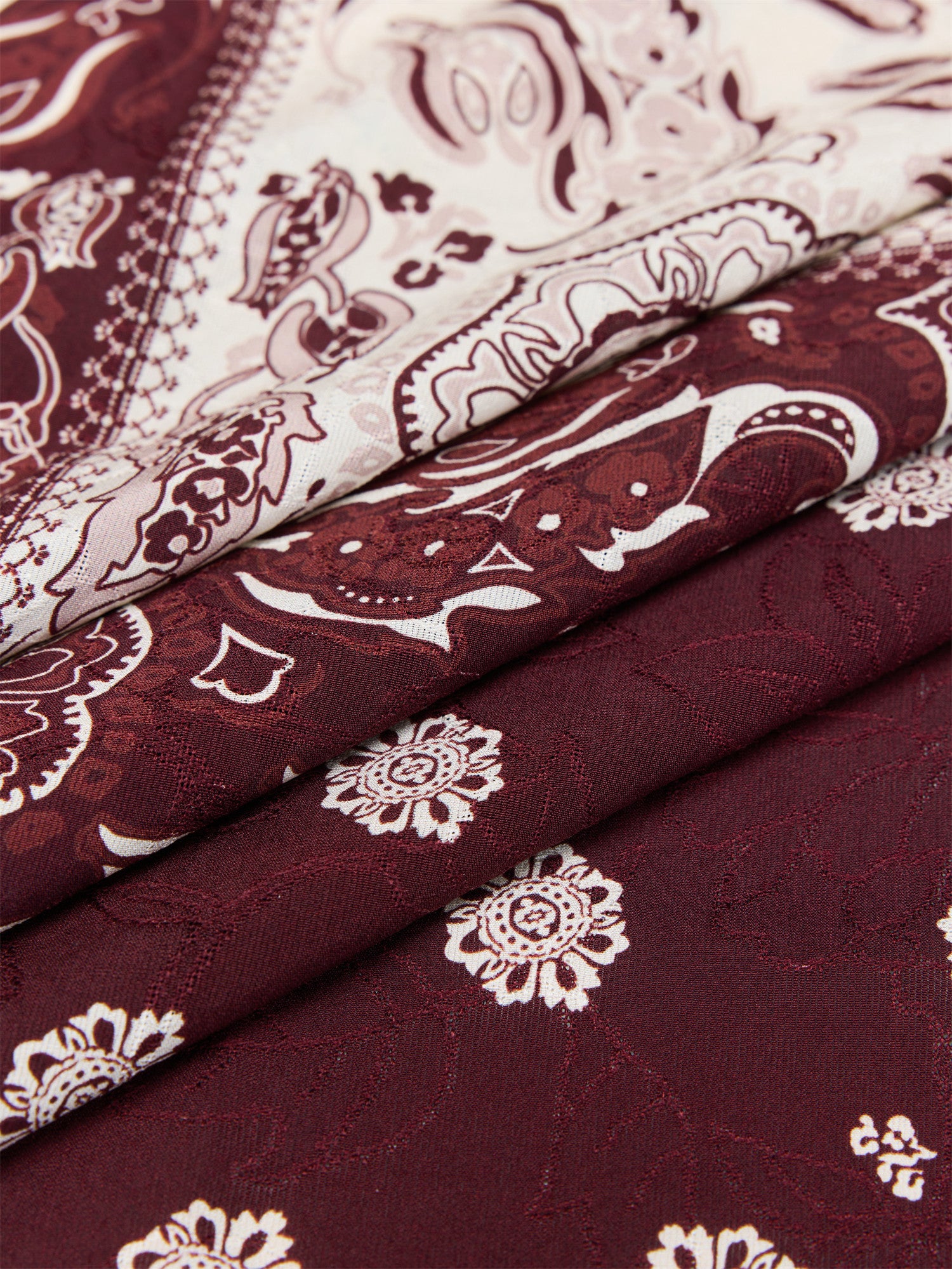 EP YAYING Qiannan Totem Reversible Dual-Tone Silk Lattice Scarf EAKPSW001AL