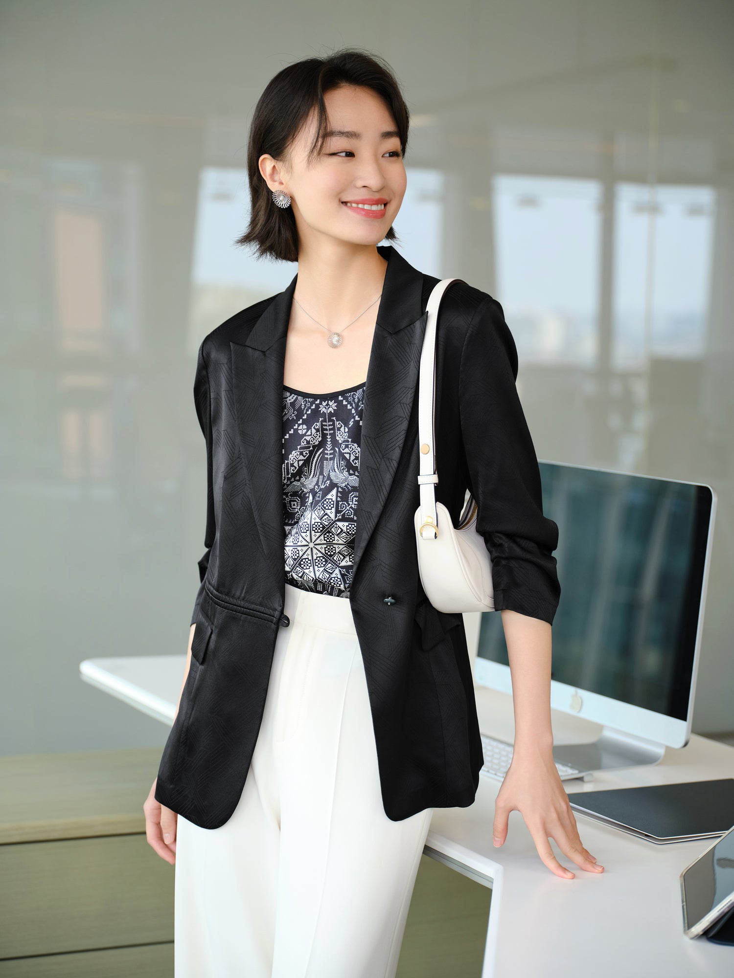 EP YAYING Silk Blazer