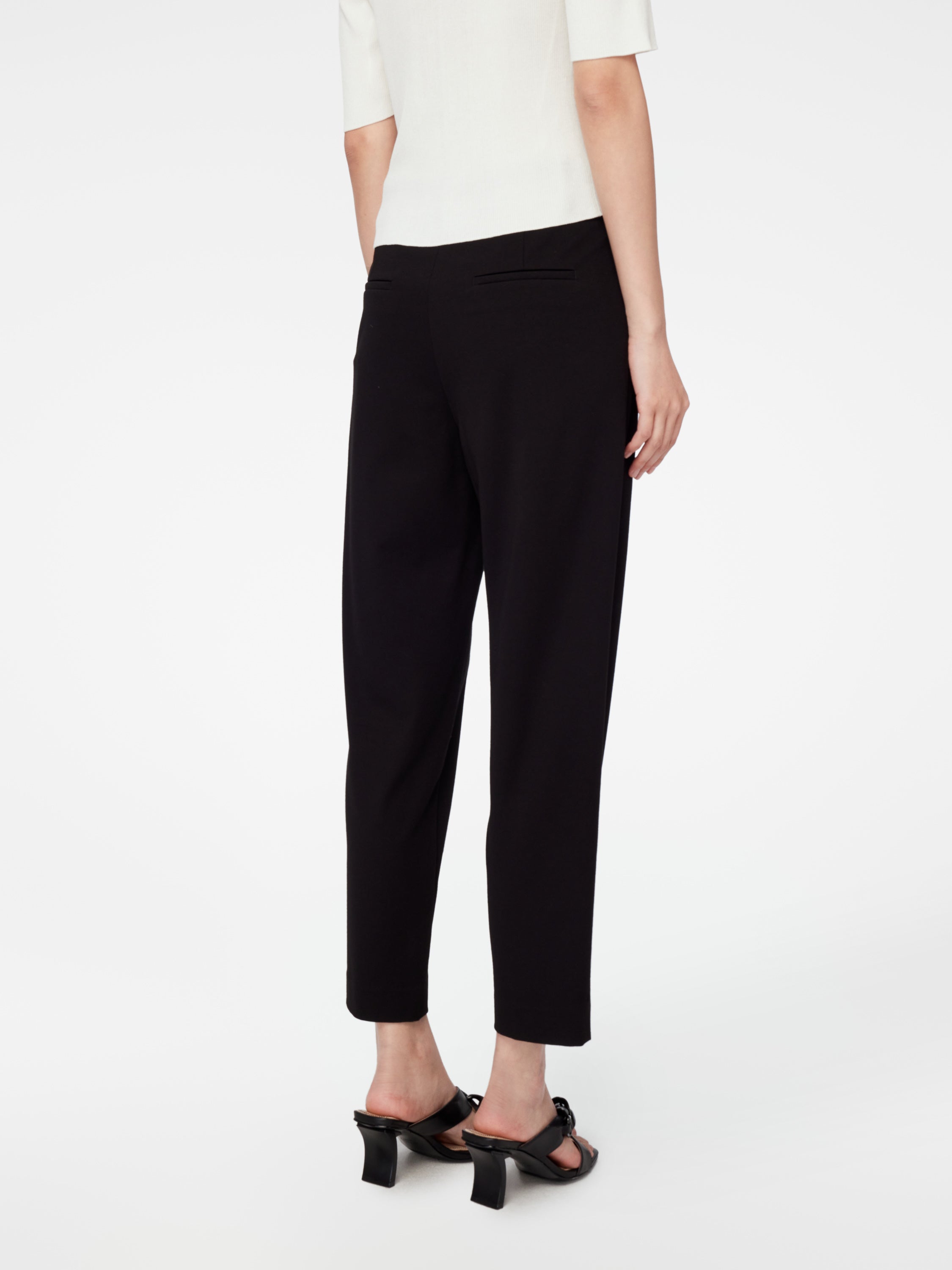 EP YAYING BLACK PANTS