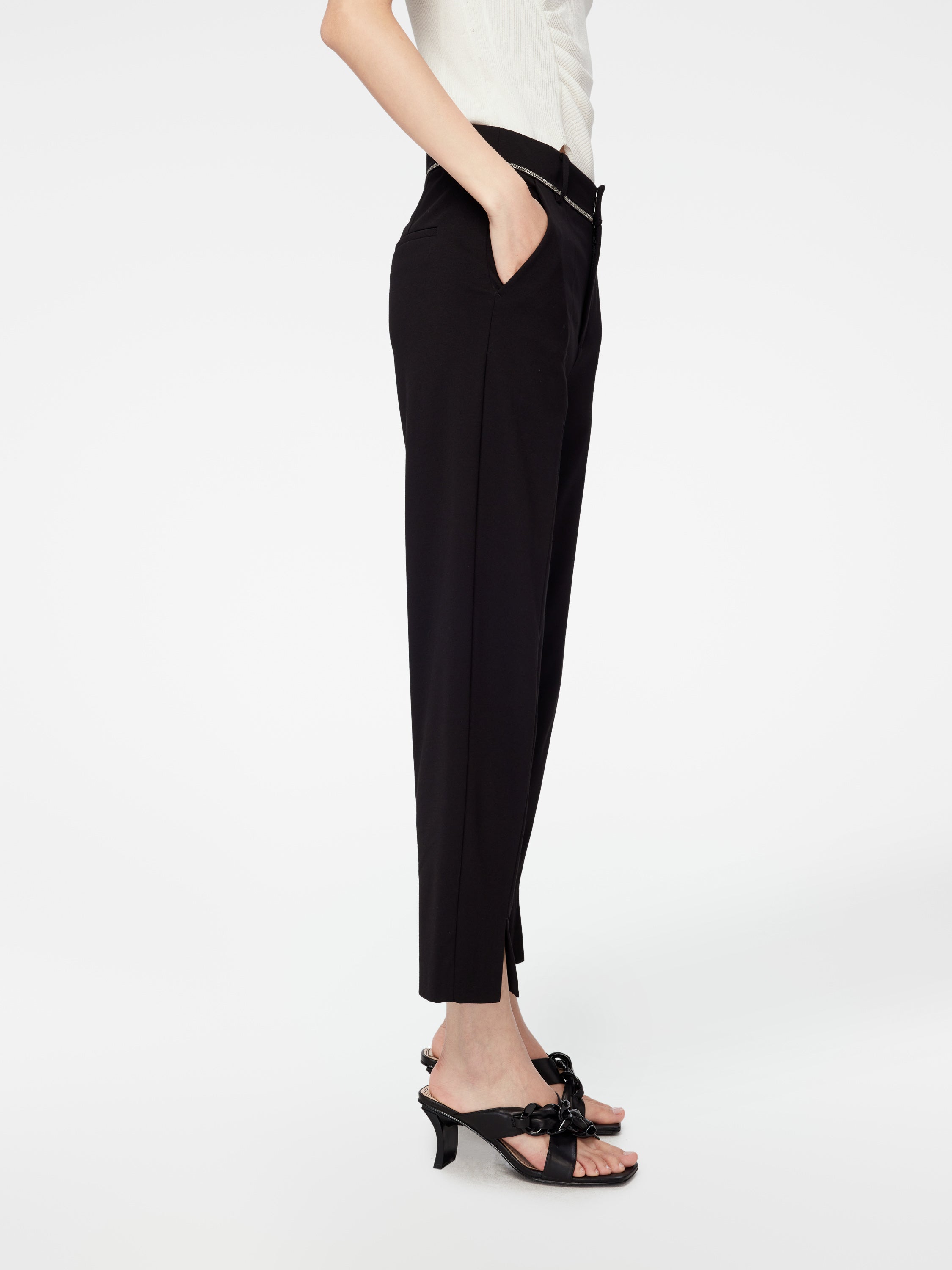 EP YAYING BLACK PANTS