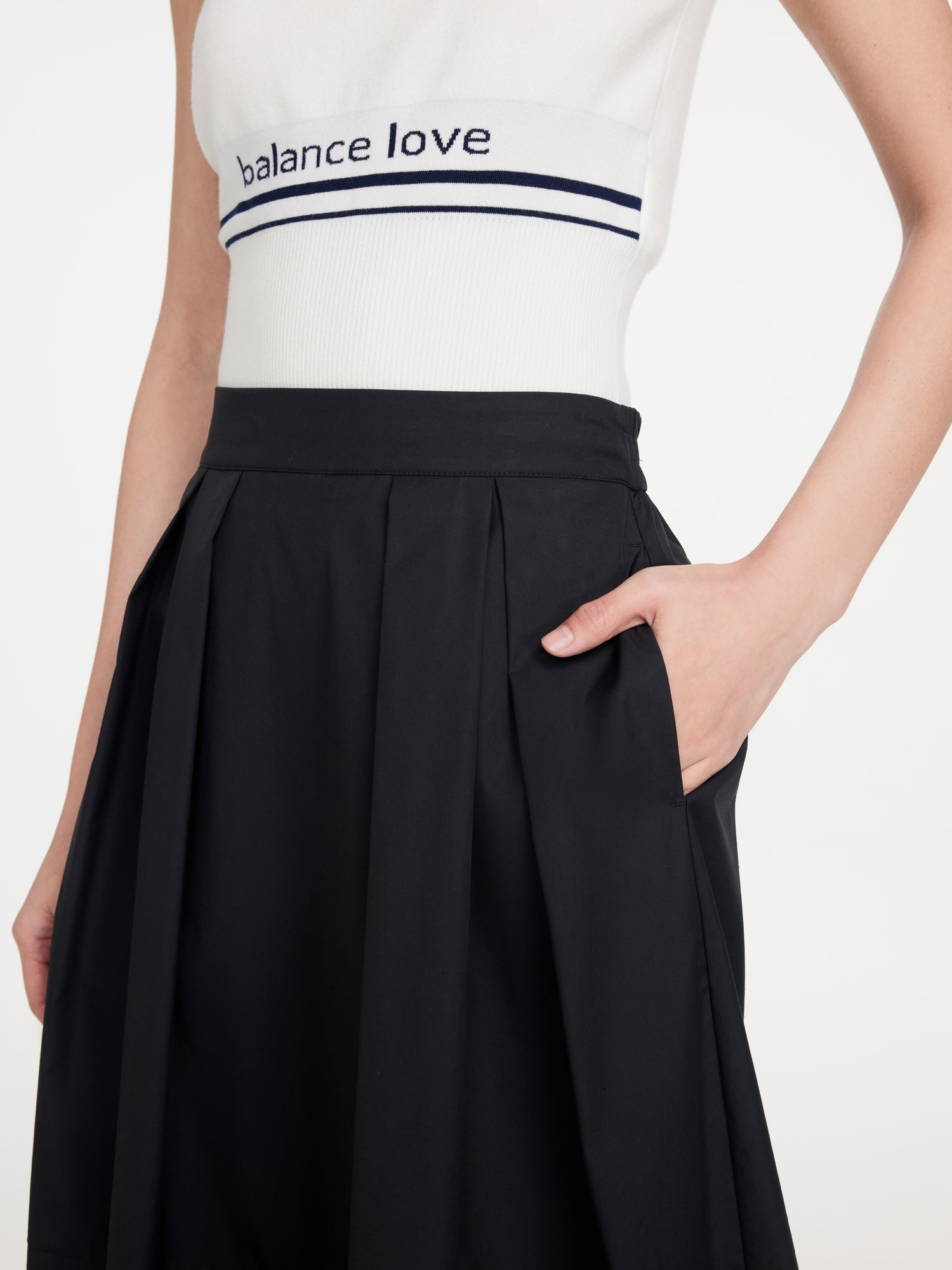 EP YAYING BLACK SKIRT