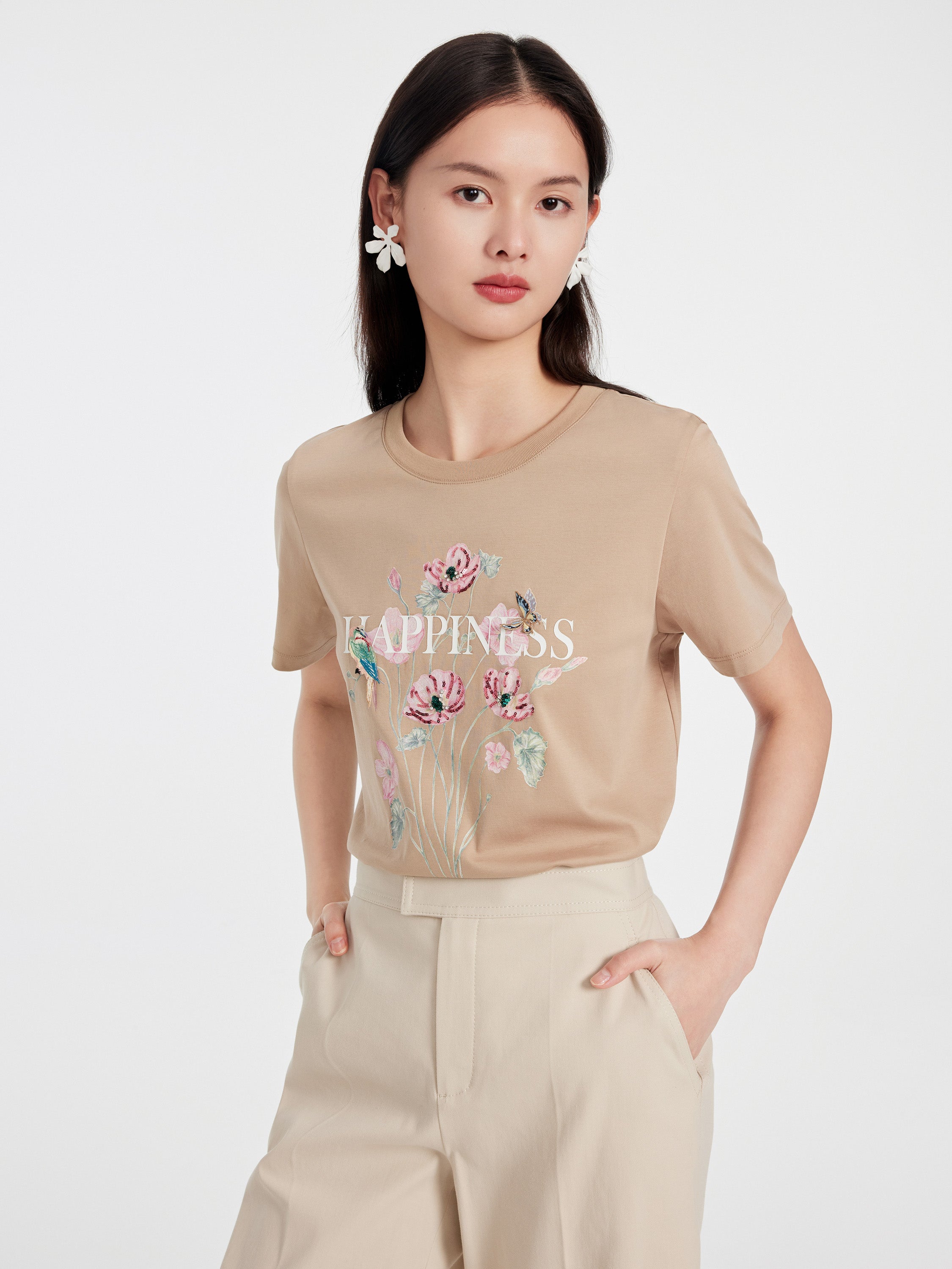 EP YAYING BEIGE T-SHIRT WITH A FLORAL DESIGN