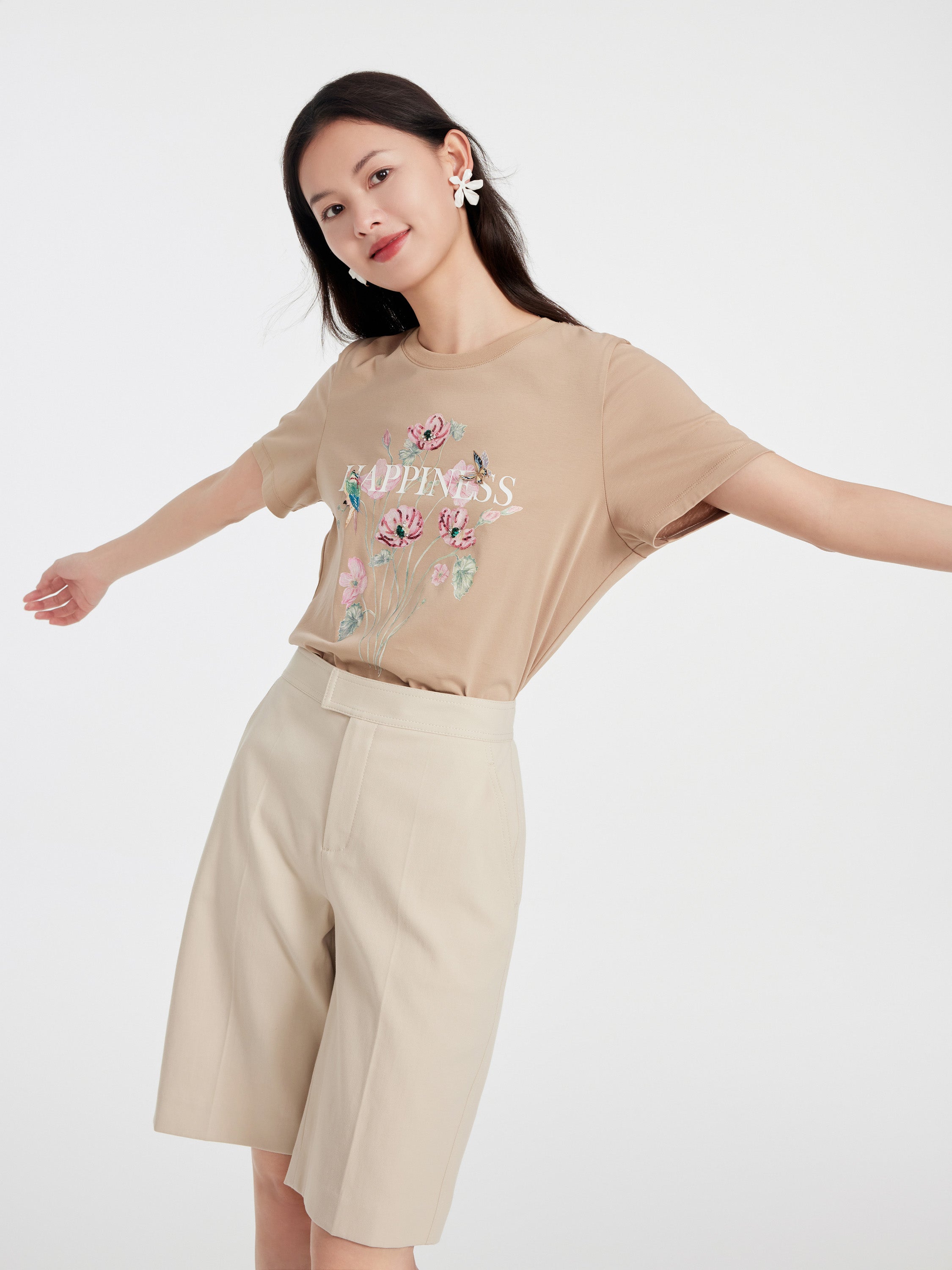 EP YAYING BEIGE T-SHIRT WITH A FLORAL DESIGN