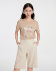EP YAYING BEIGE T-SHIRT WITH A FLORAL DESIGN