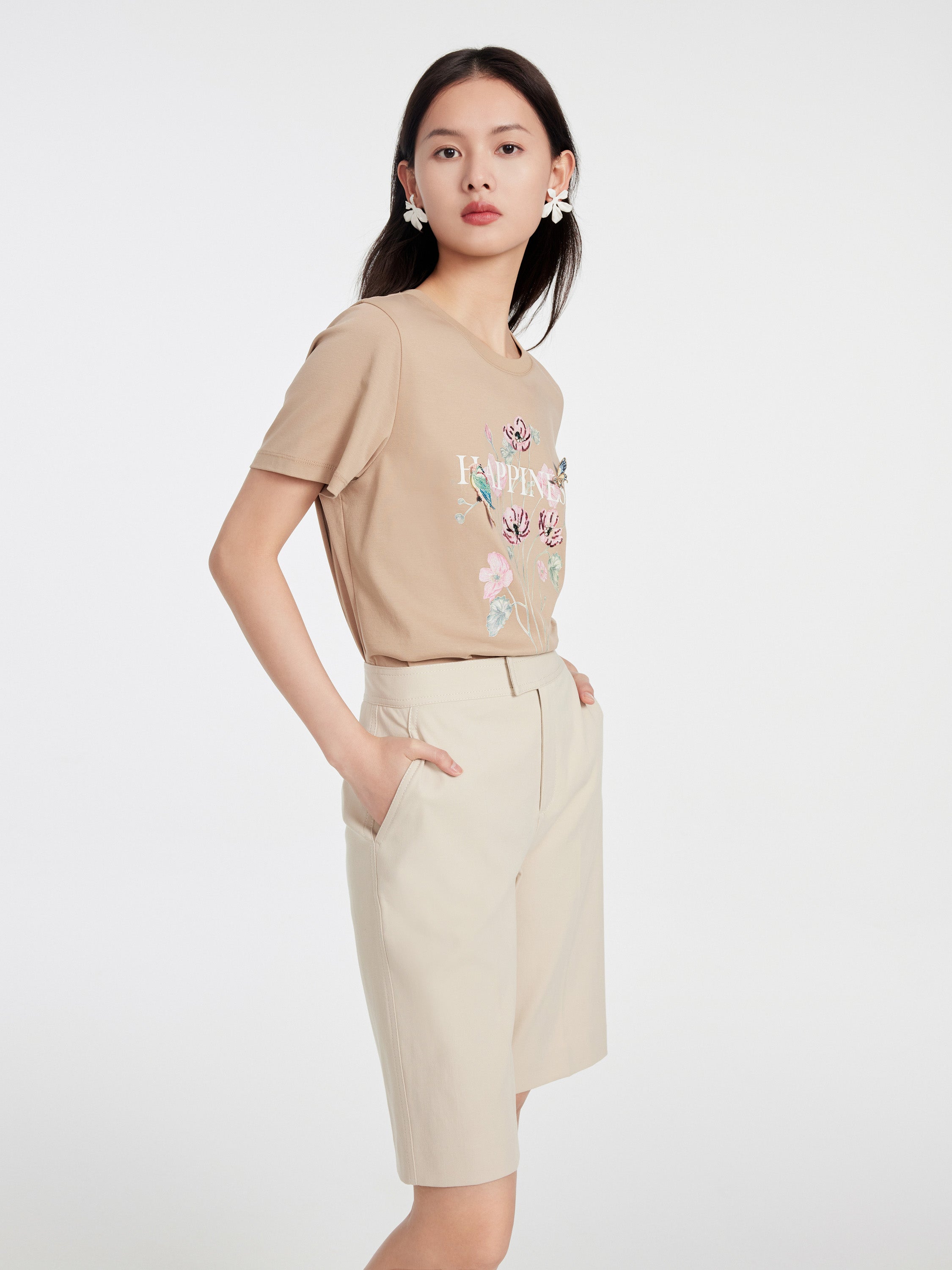 EP YAYING BEIGE T-SHIRT WITH A FLORAL DESIGN