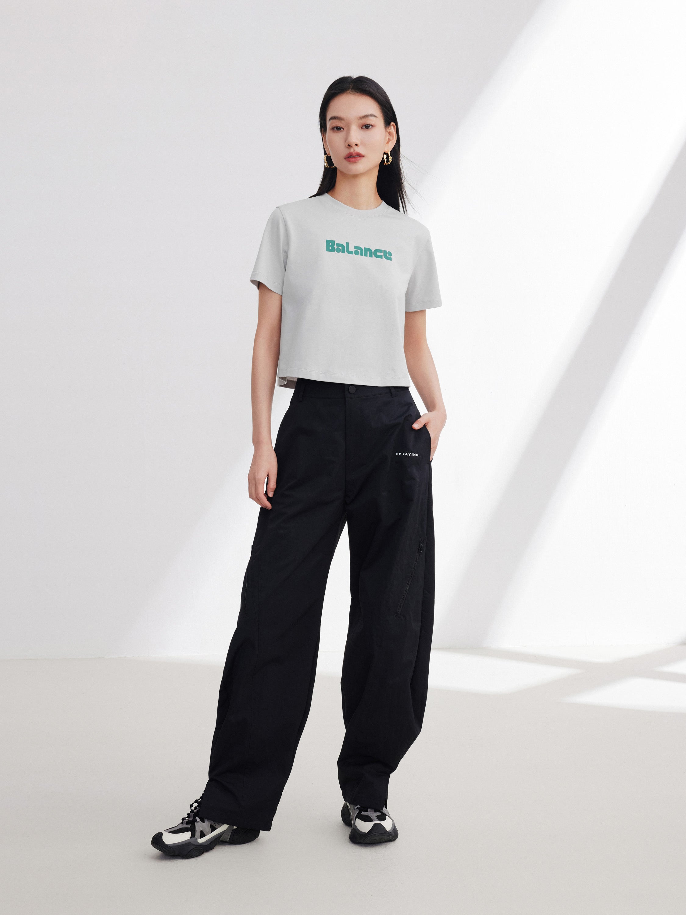 EP YAYING White Tee