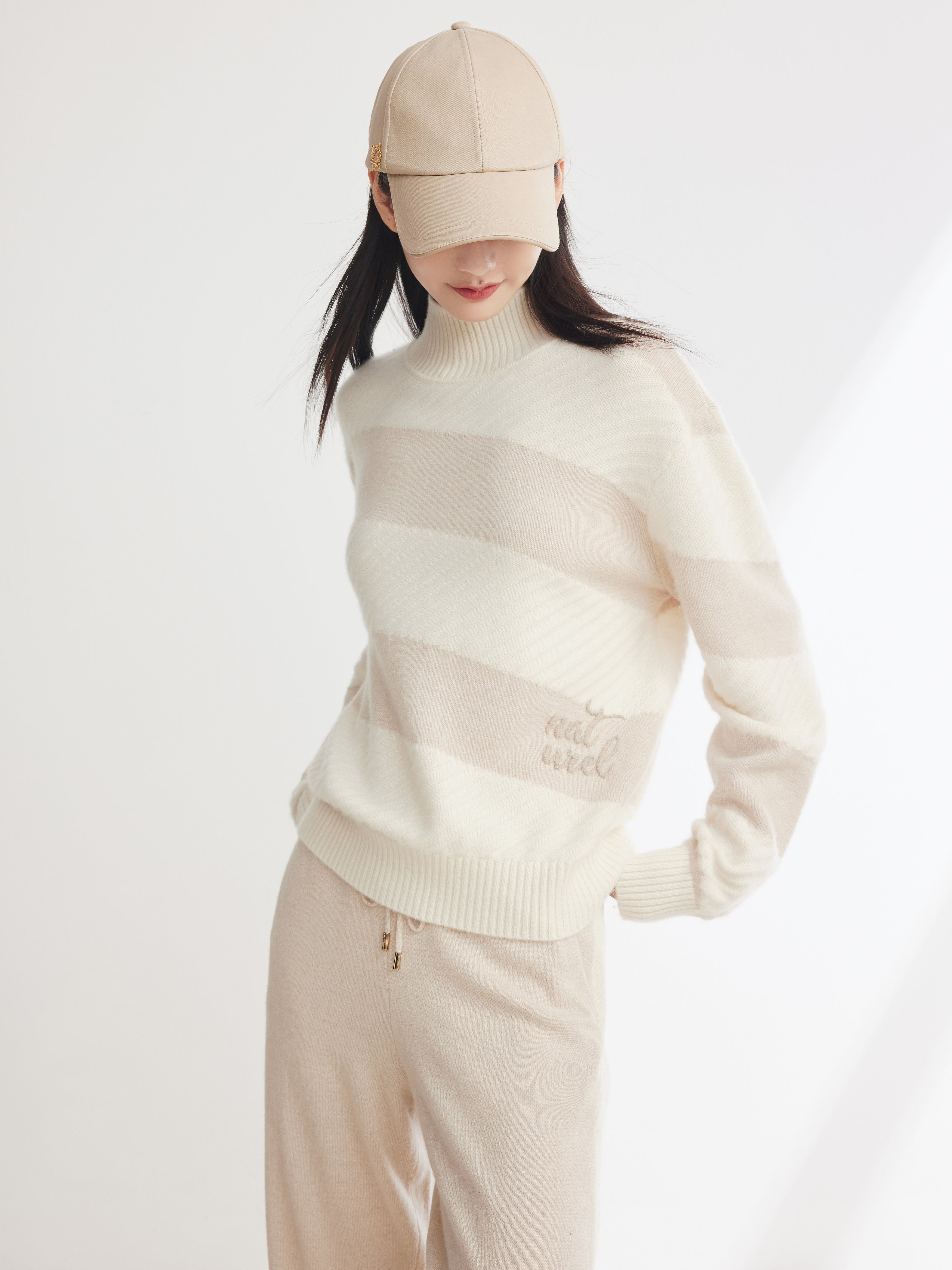 EP YAYING Pure Cashmere Knit Sweater