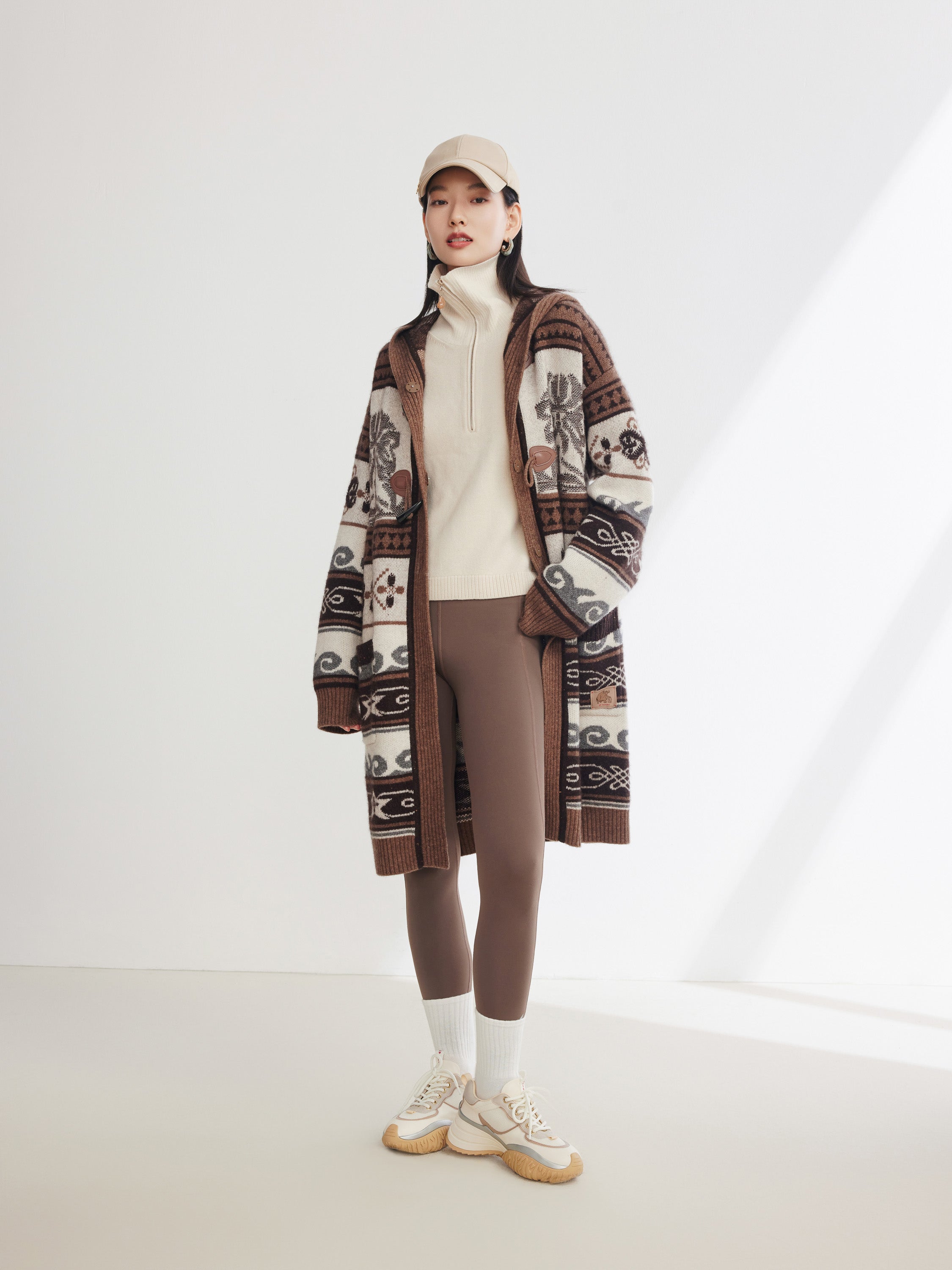 EP YAYING SWEATER
