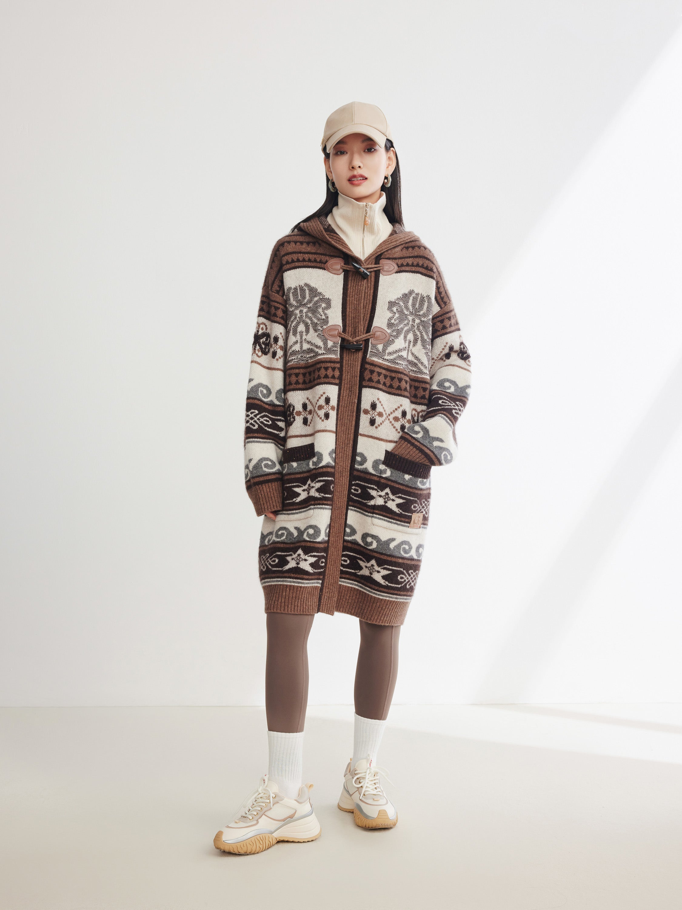 EP YAYING SWEATER