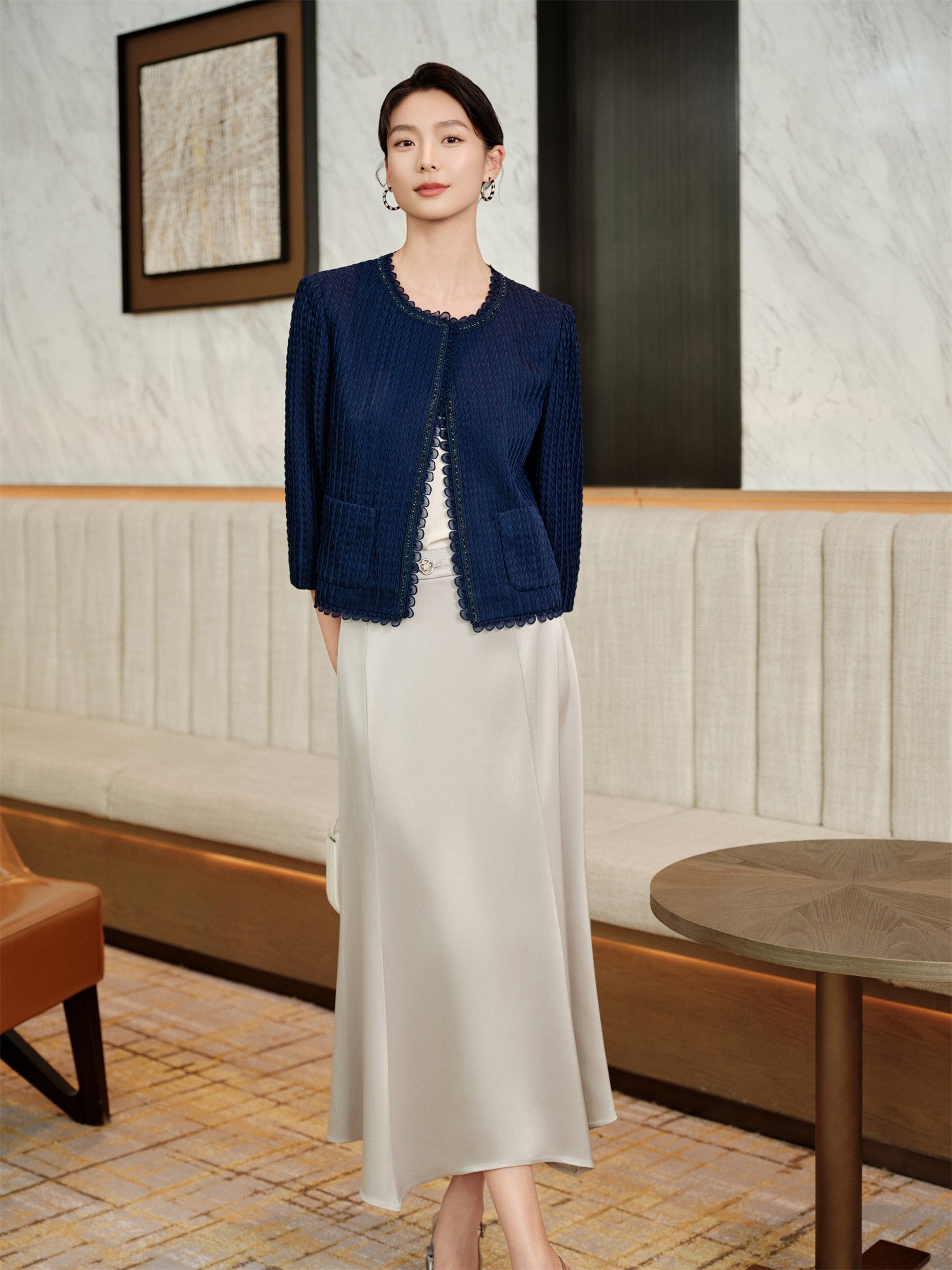 YAYING Lightweight Triacetate Short Jacket
