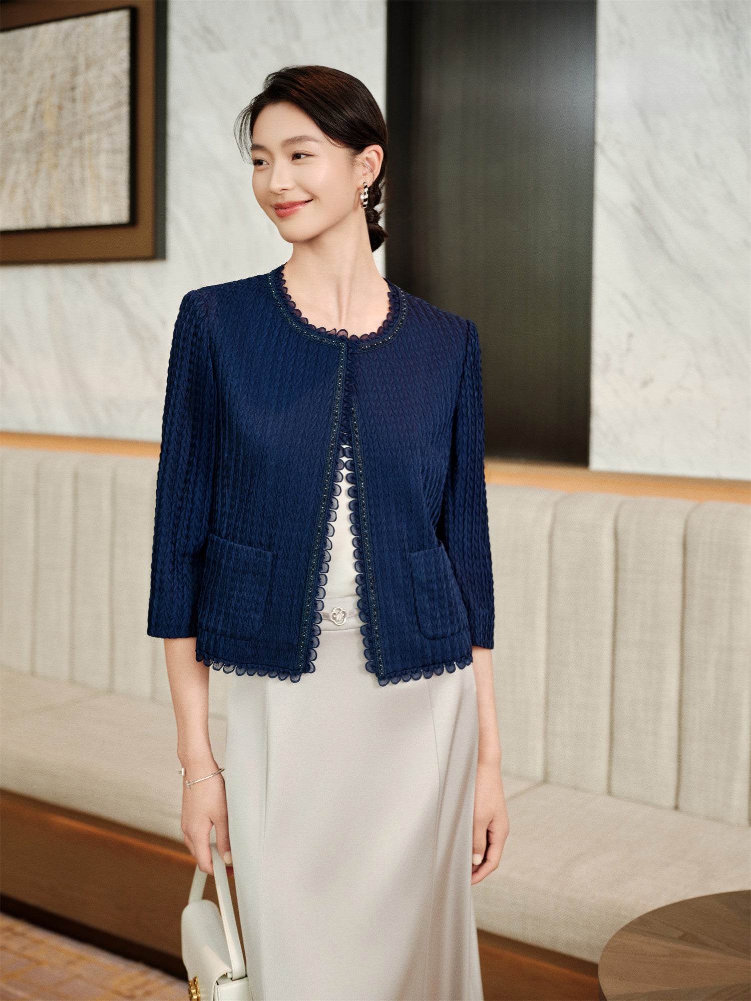 YAYING Lightweight Triacetate Short Jacket