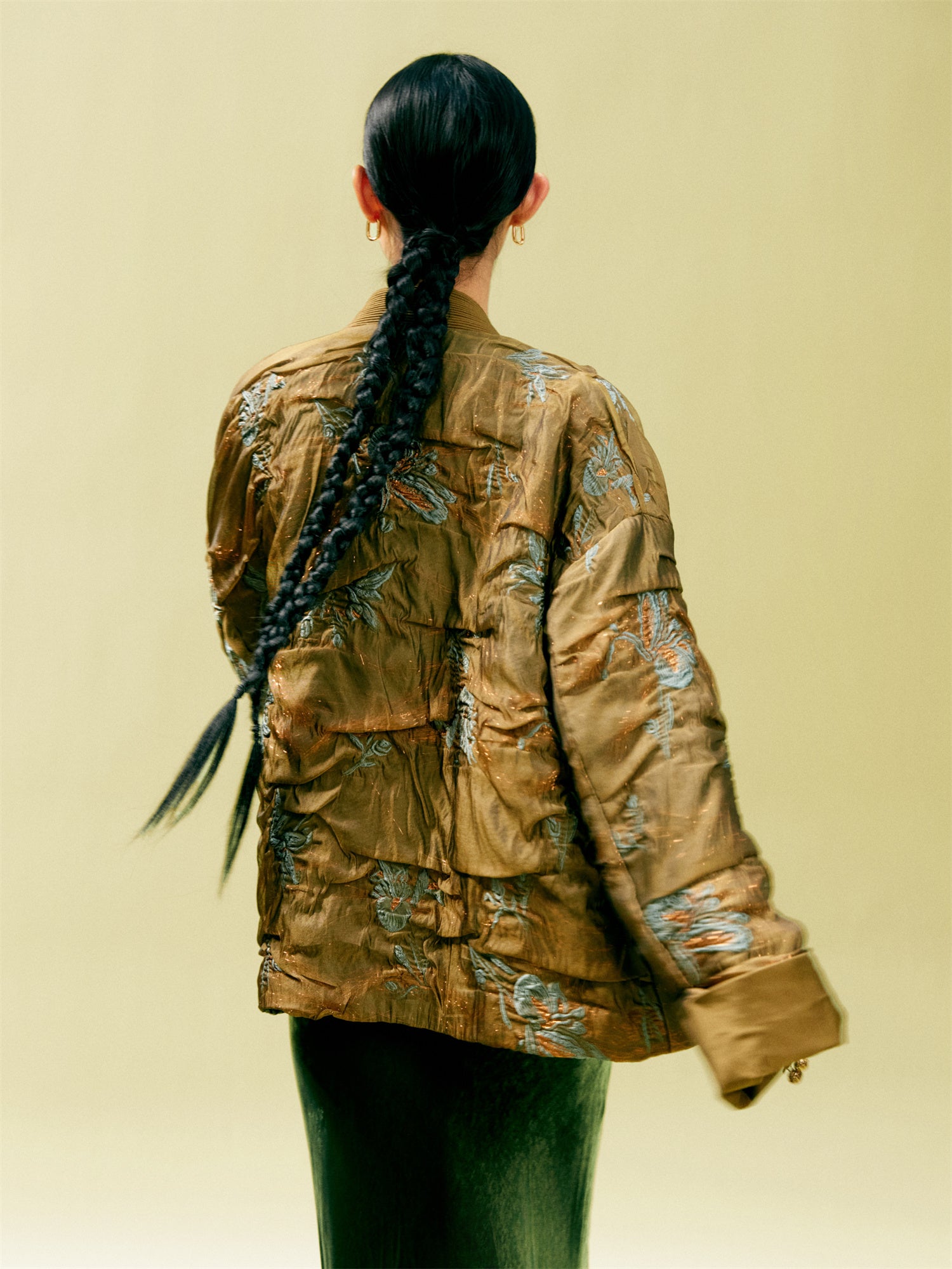 Chinese Style Gold Thread Jacquard Front-Closure Jacket