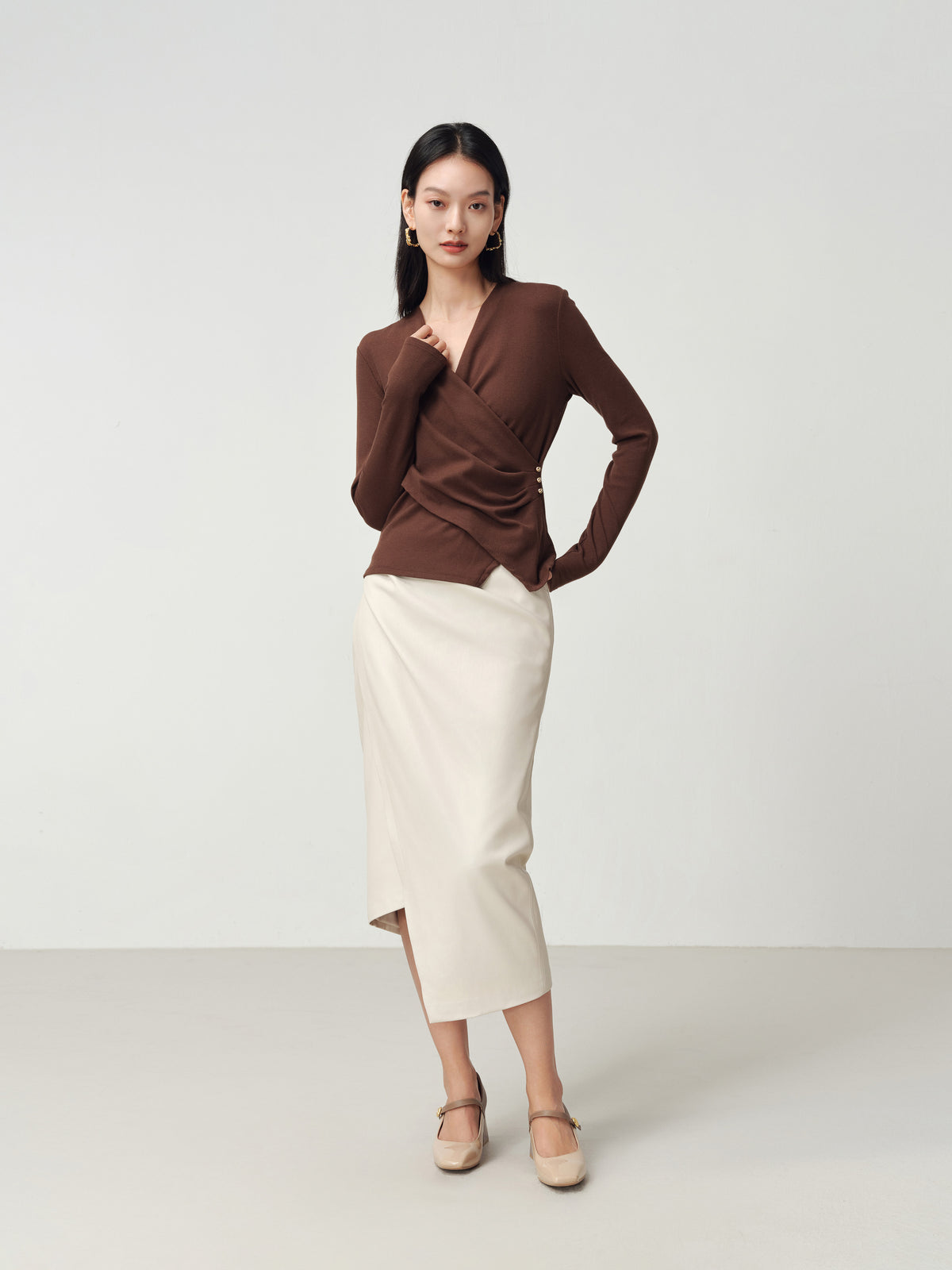EP YAYING V-Neck Slim-Fit Slimming Top
