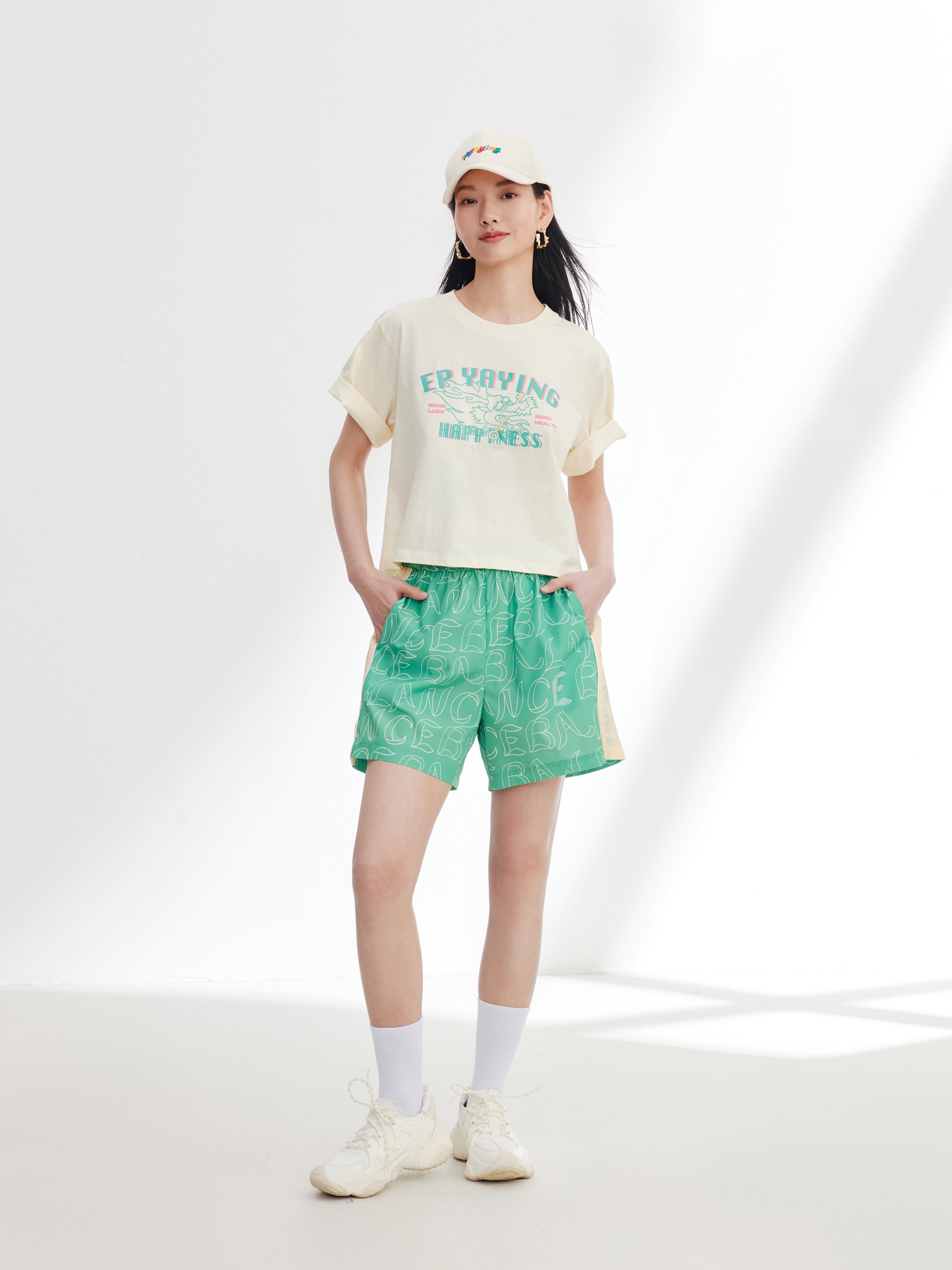 EP YAYING White Tee