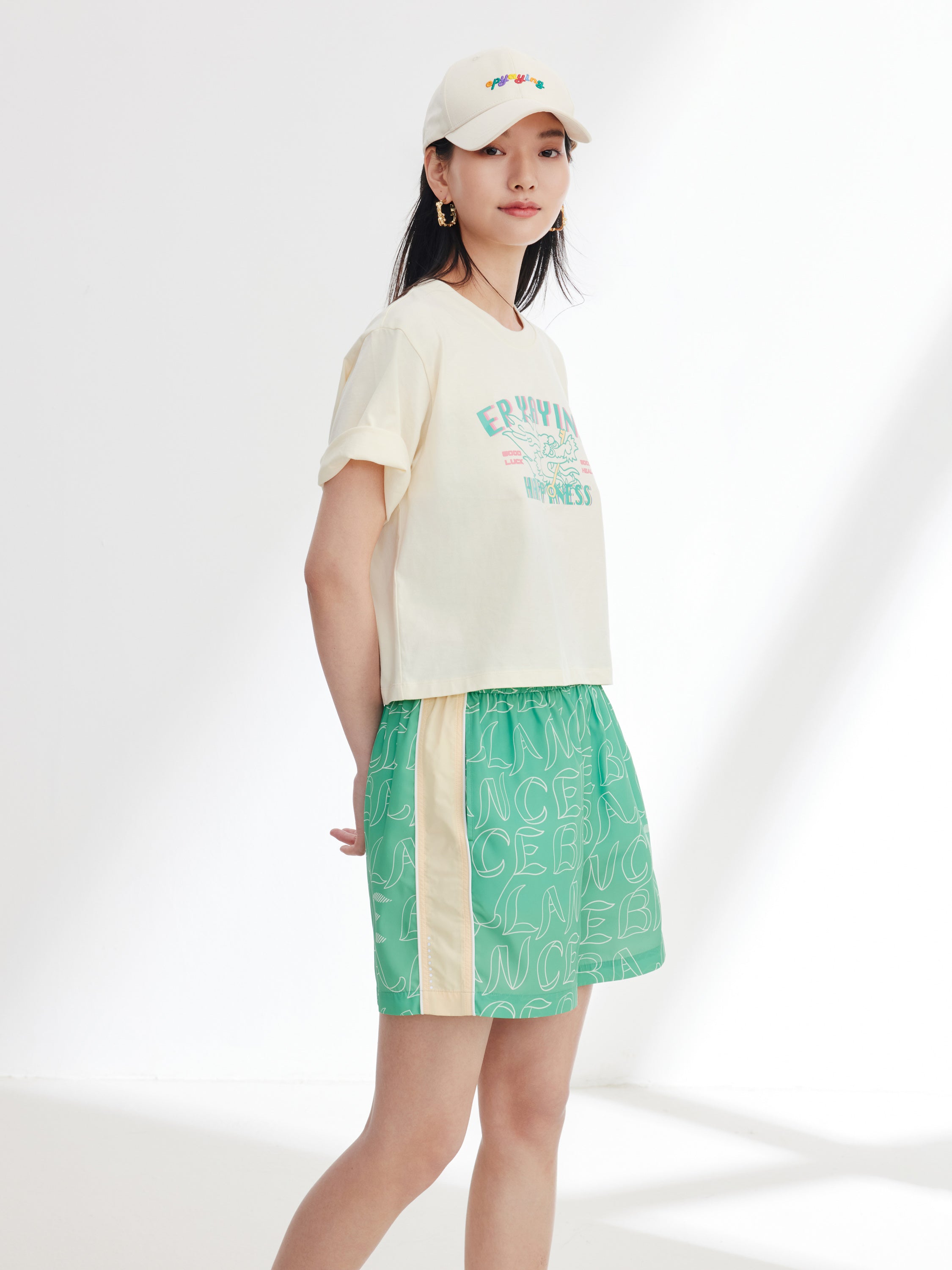 EP YAYING White Tee