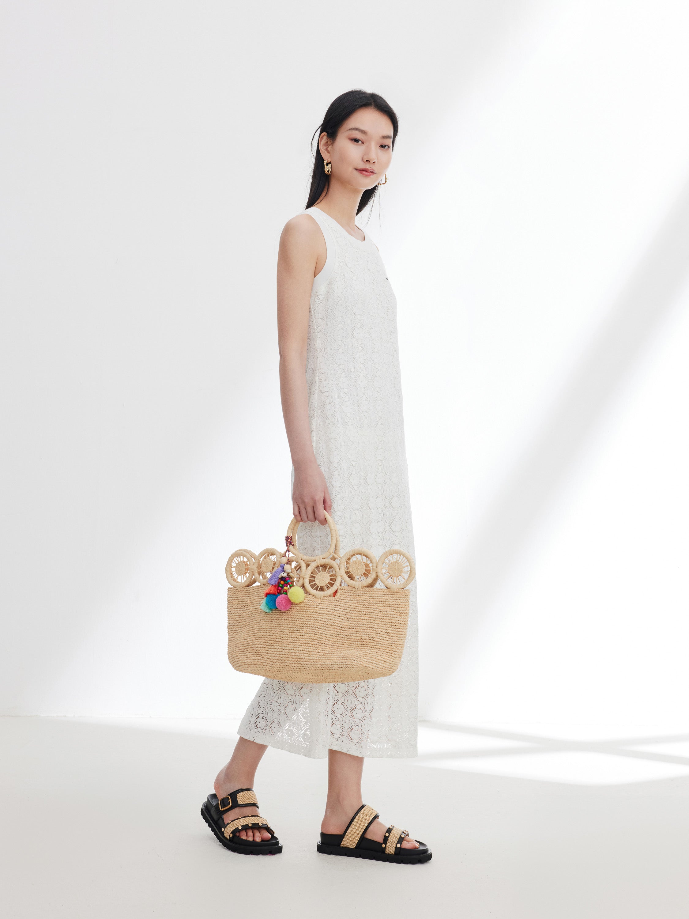 YAYING White Sleeveless Dress