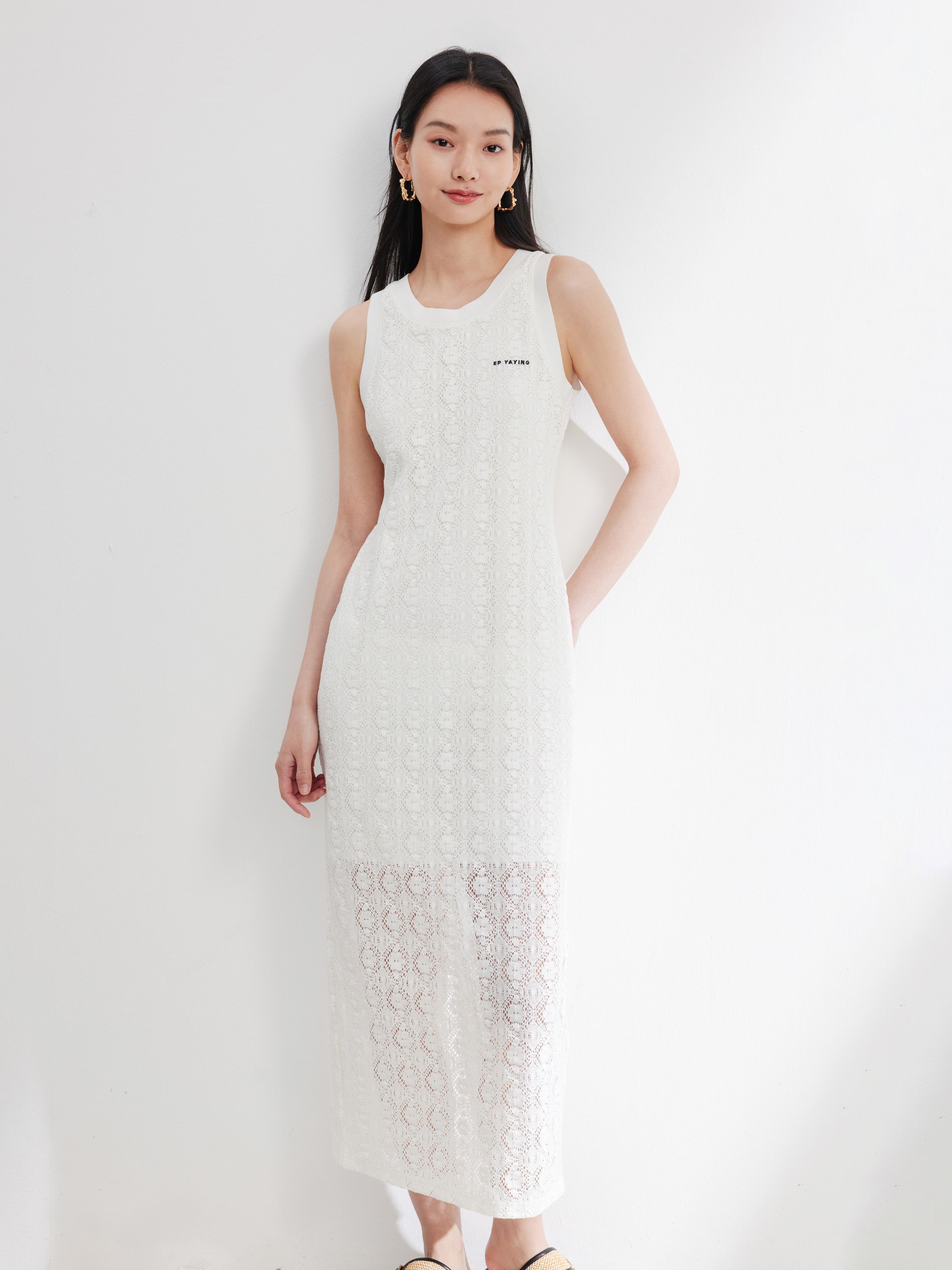 YAYING White Sleeveless Dress