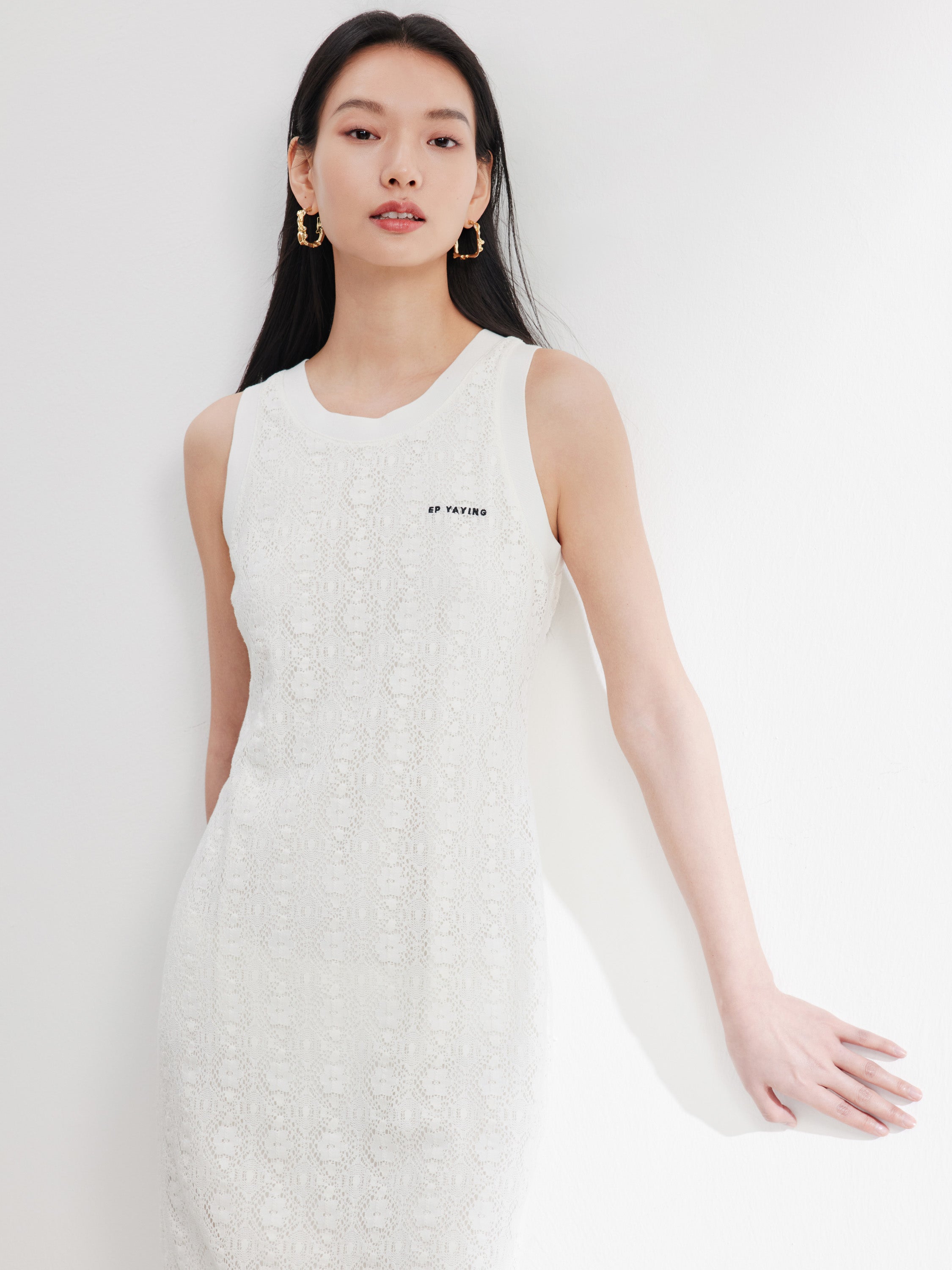YAYING White Sleeveless Dress