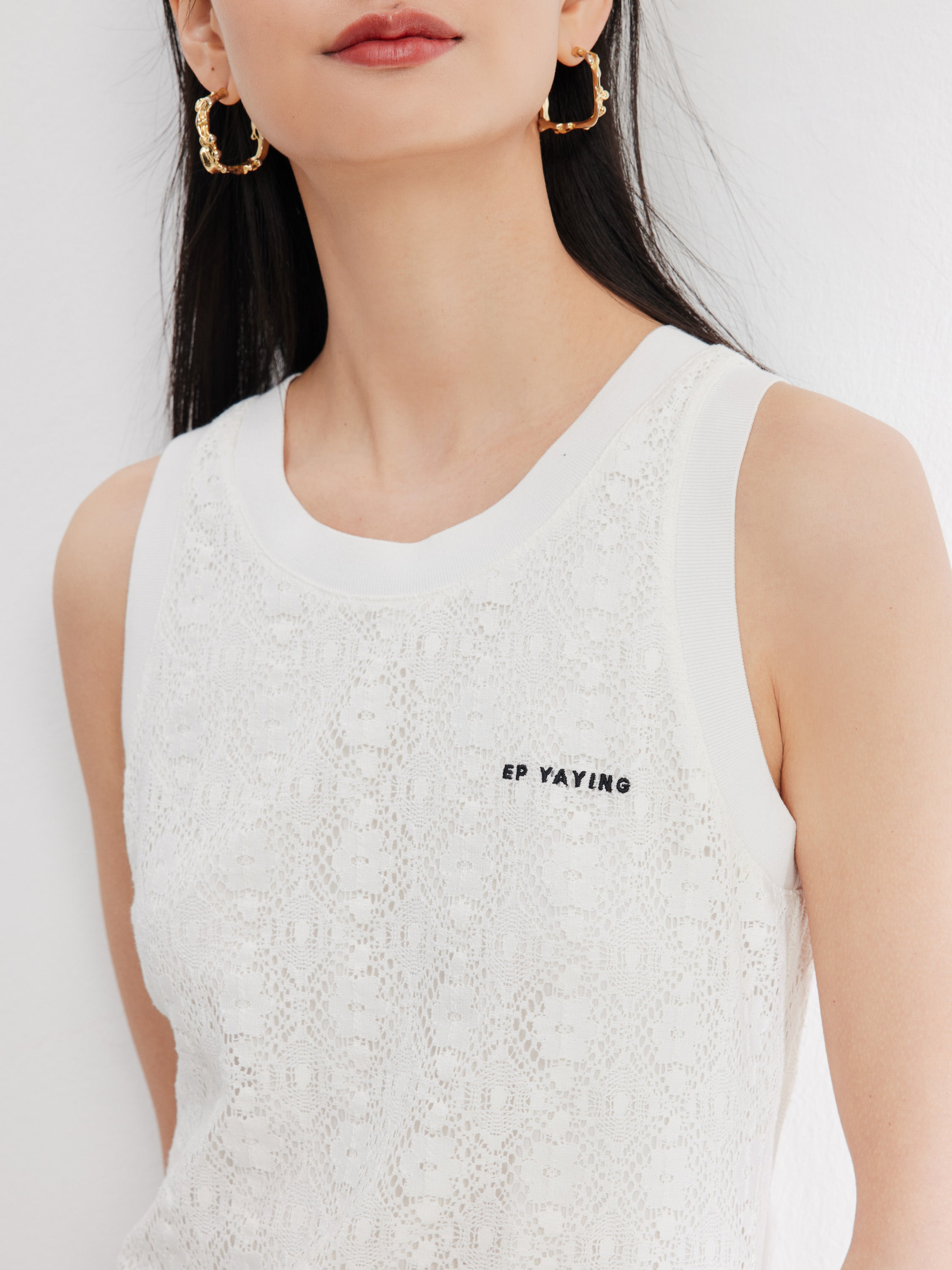 YAYING White Sleeveless Dress