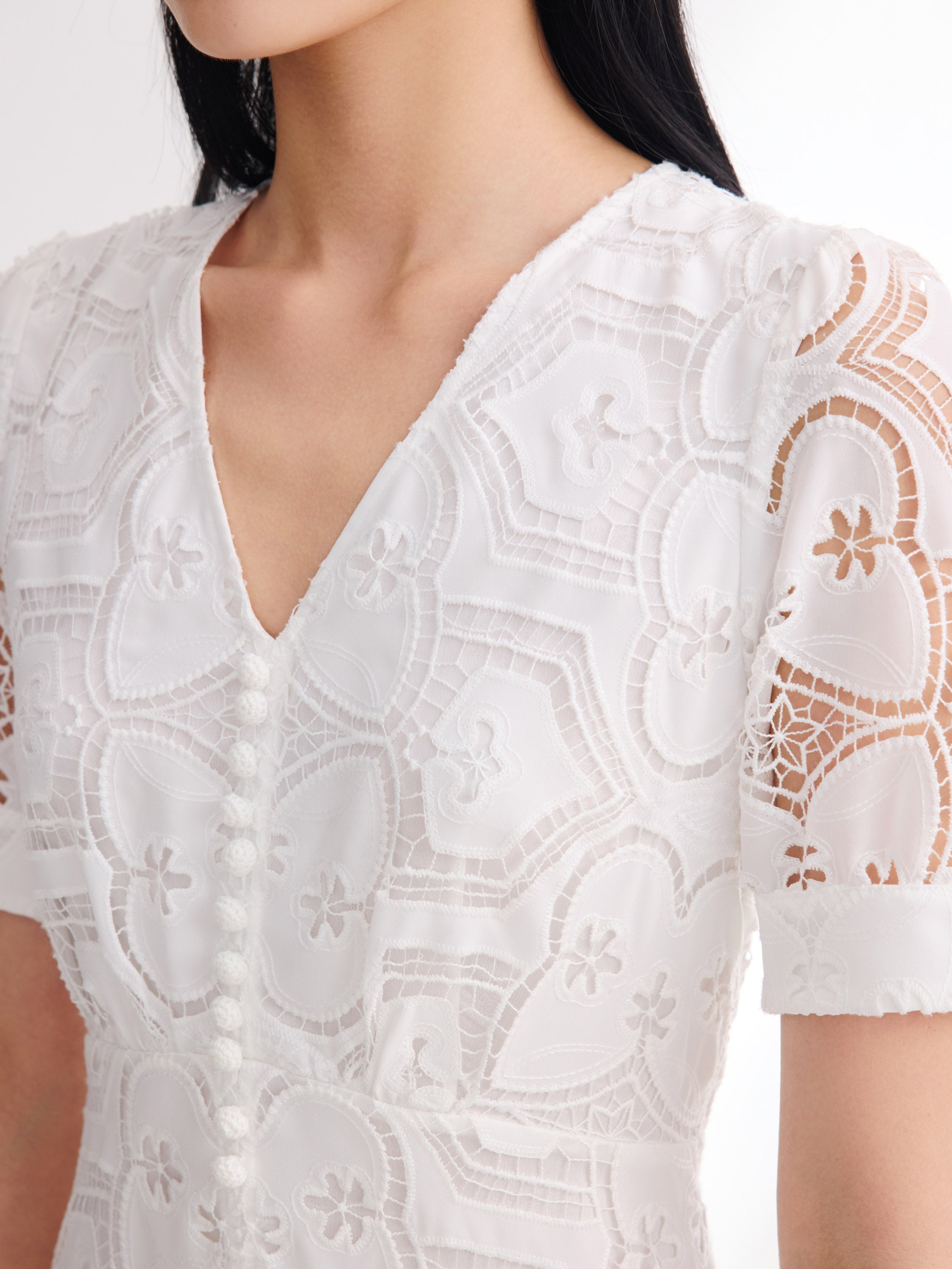 EP YAYING White V-Neck Dress