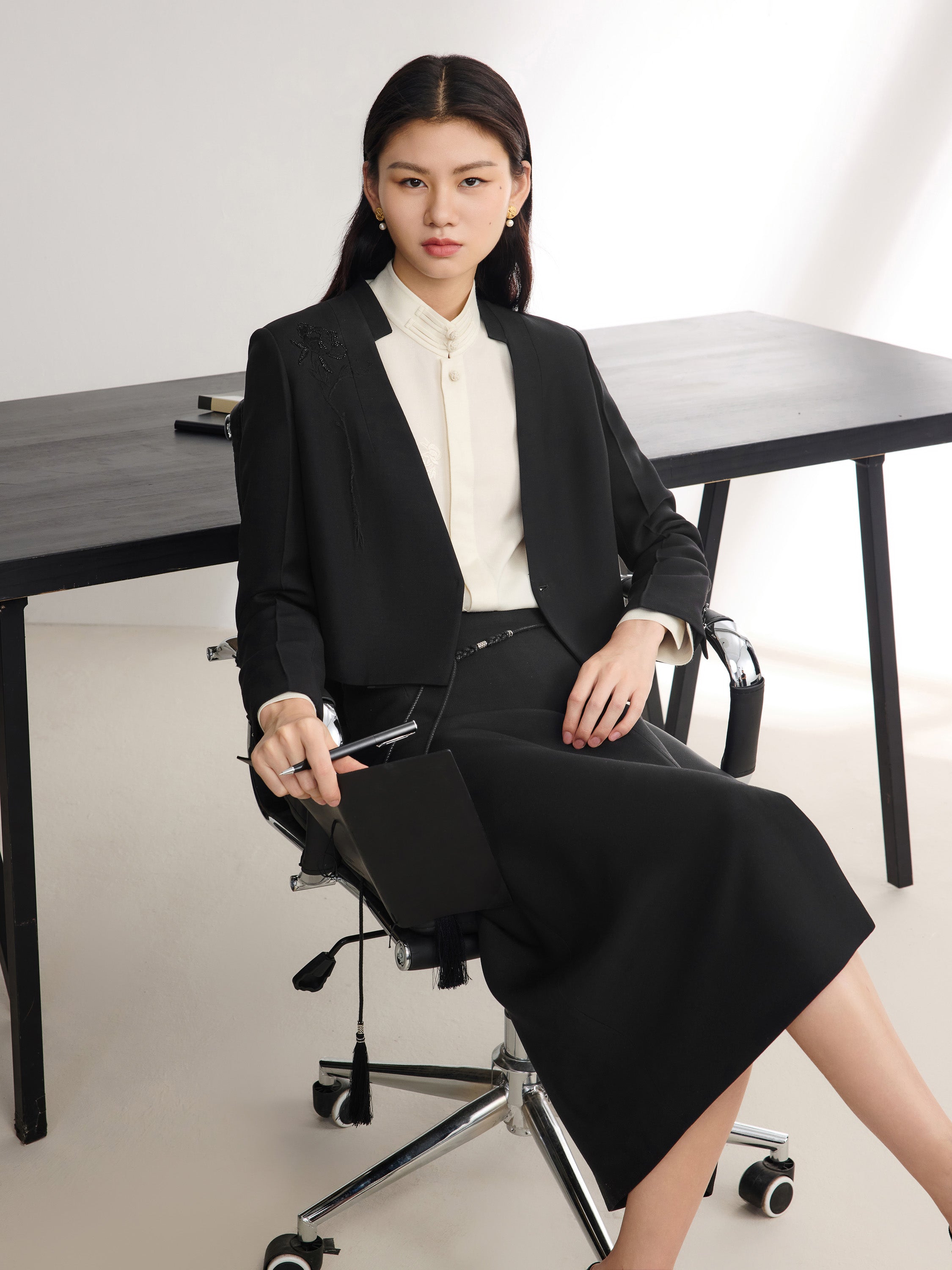 EP YAYING Black Blazer