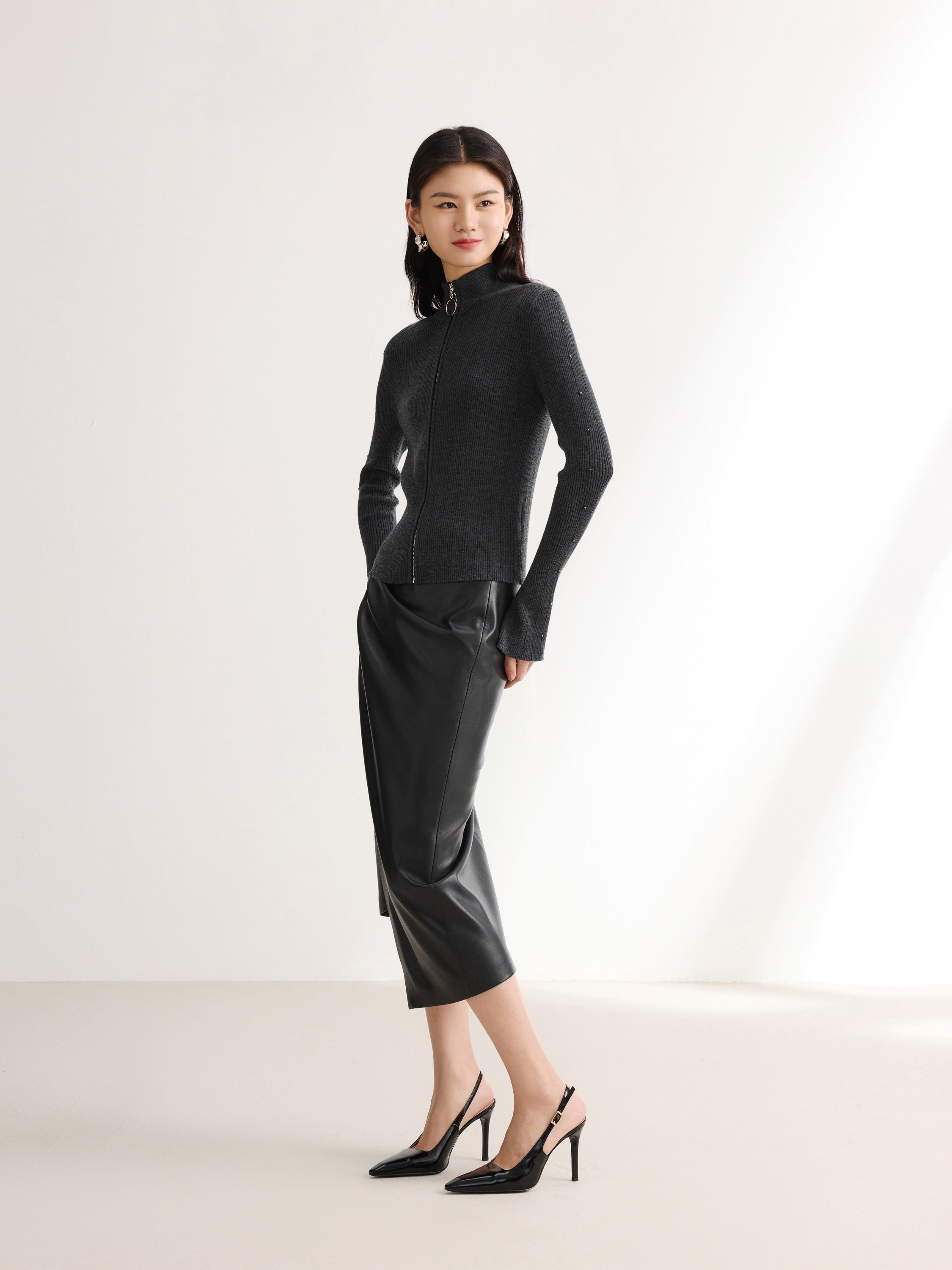 EP YAYING Black Fitted Top