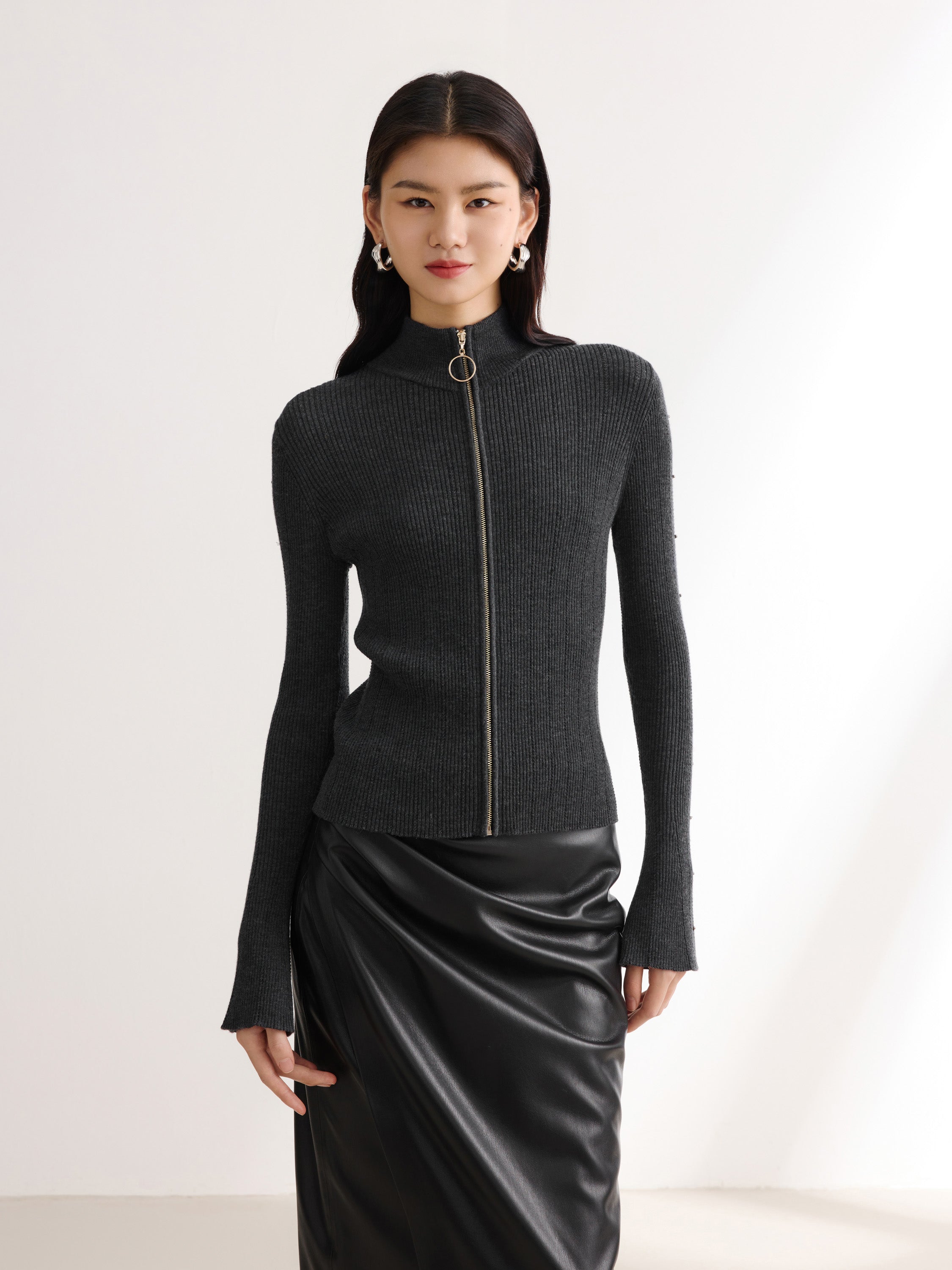 EP YAYING Black Fitted Top