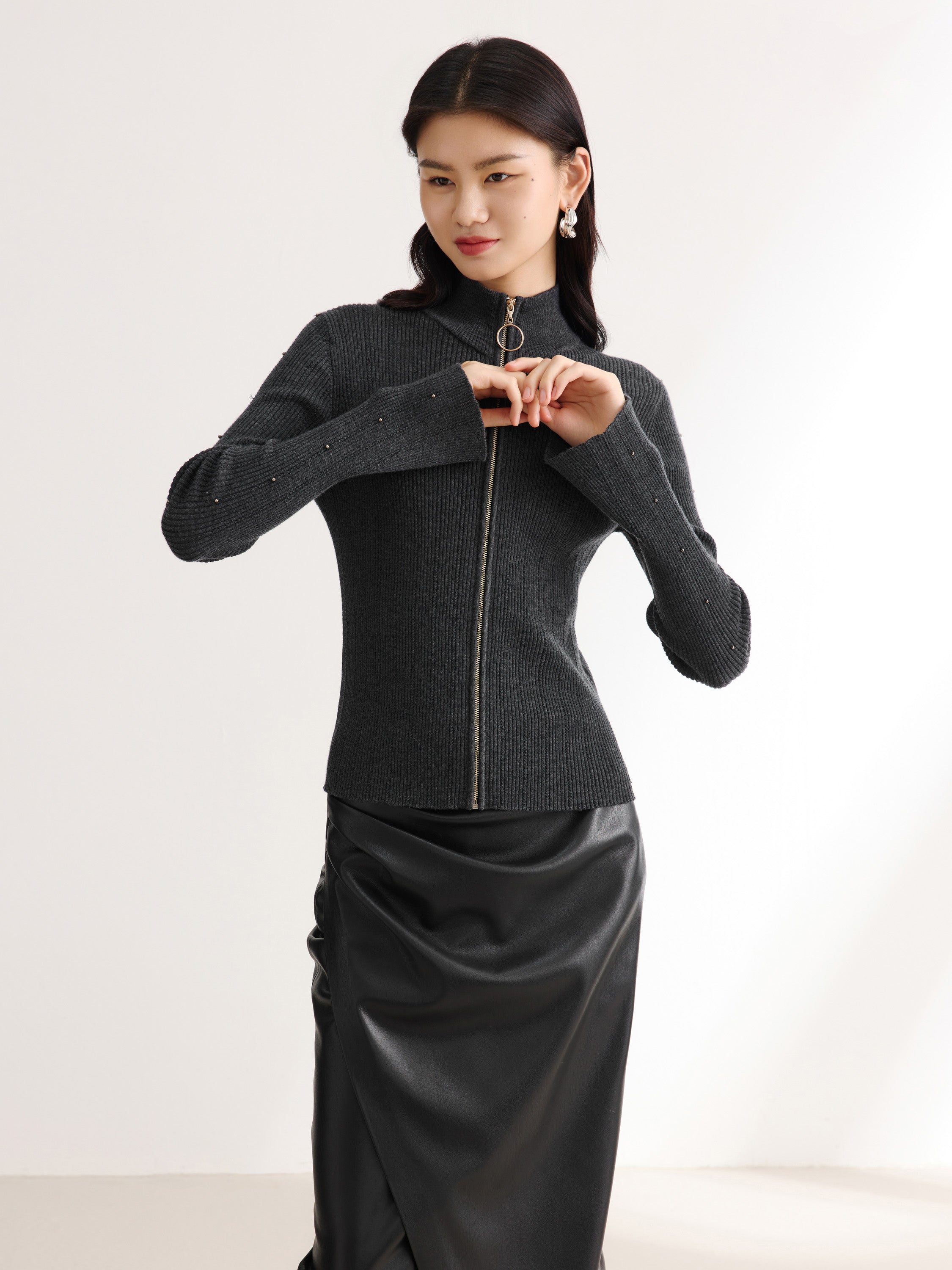 EP YAYING Black Fitted Top