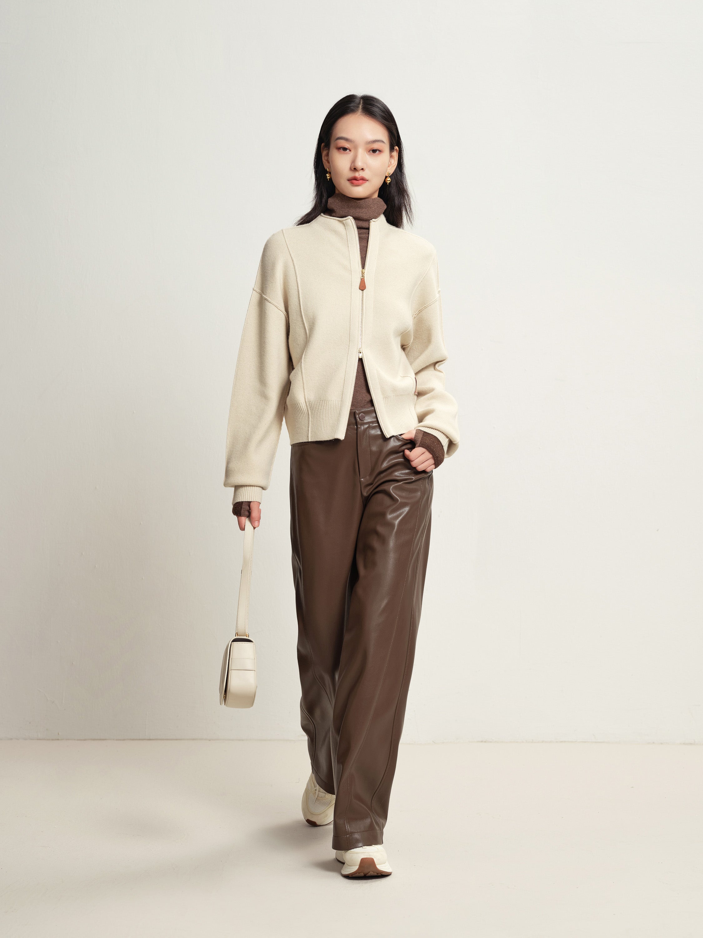 EP YAYING Brown Turtleneck Knit Top