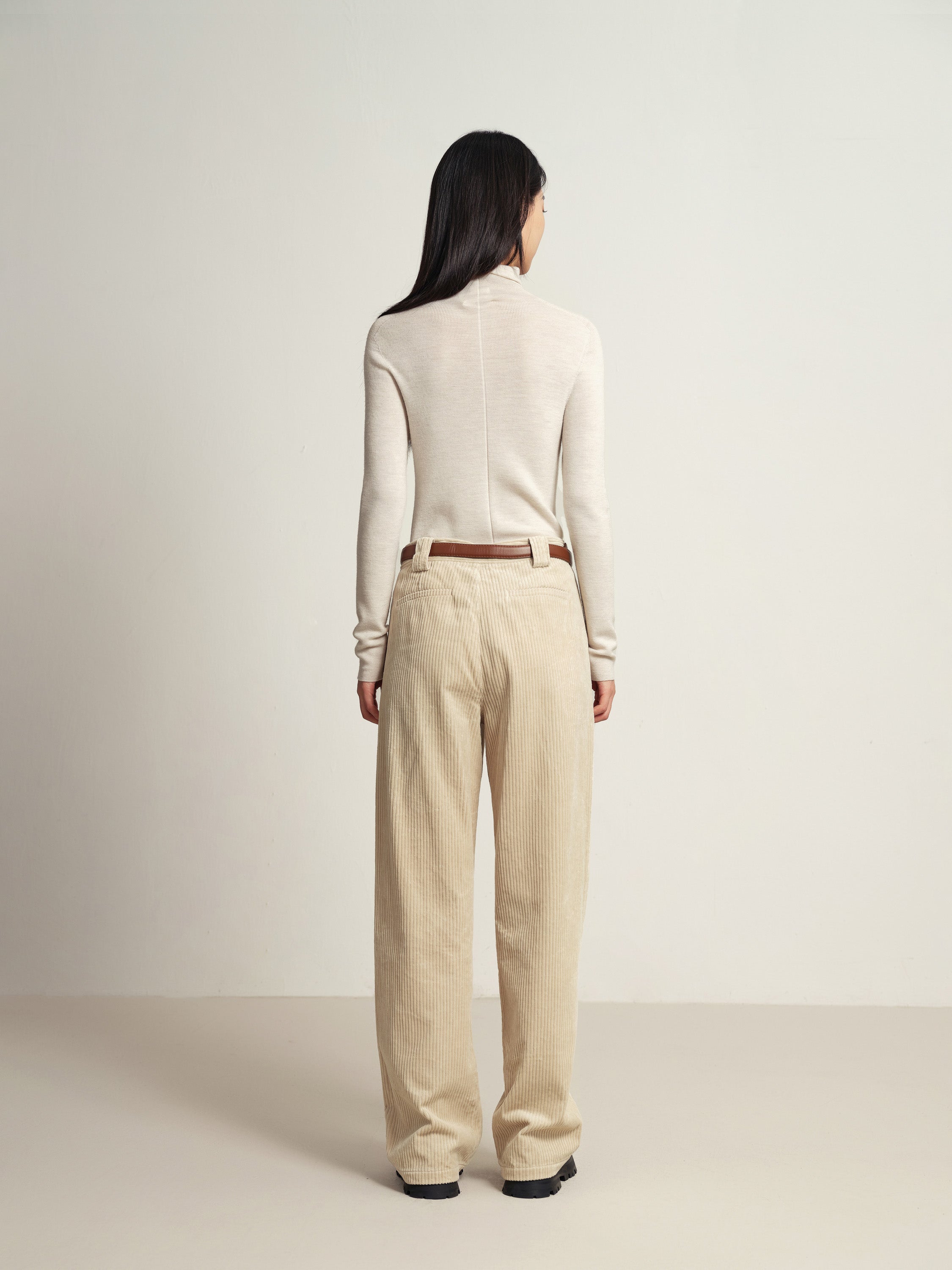 EP YAYING Beige Trousers