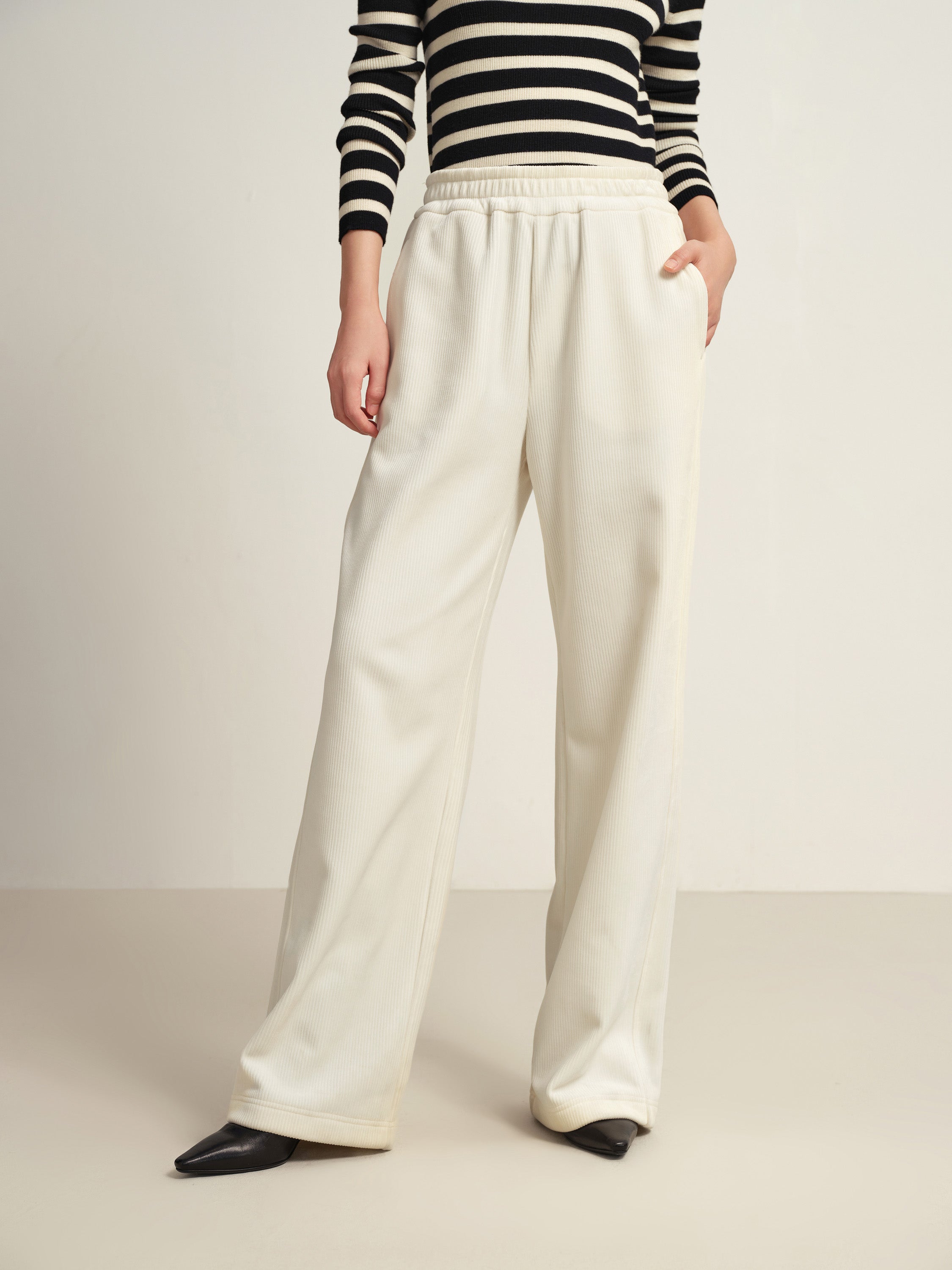 EP YAYING Beige Casual Trousers