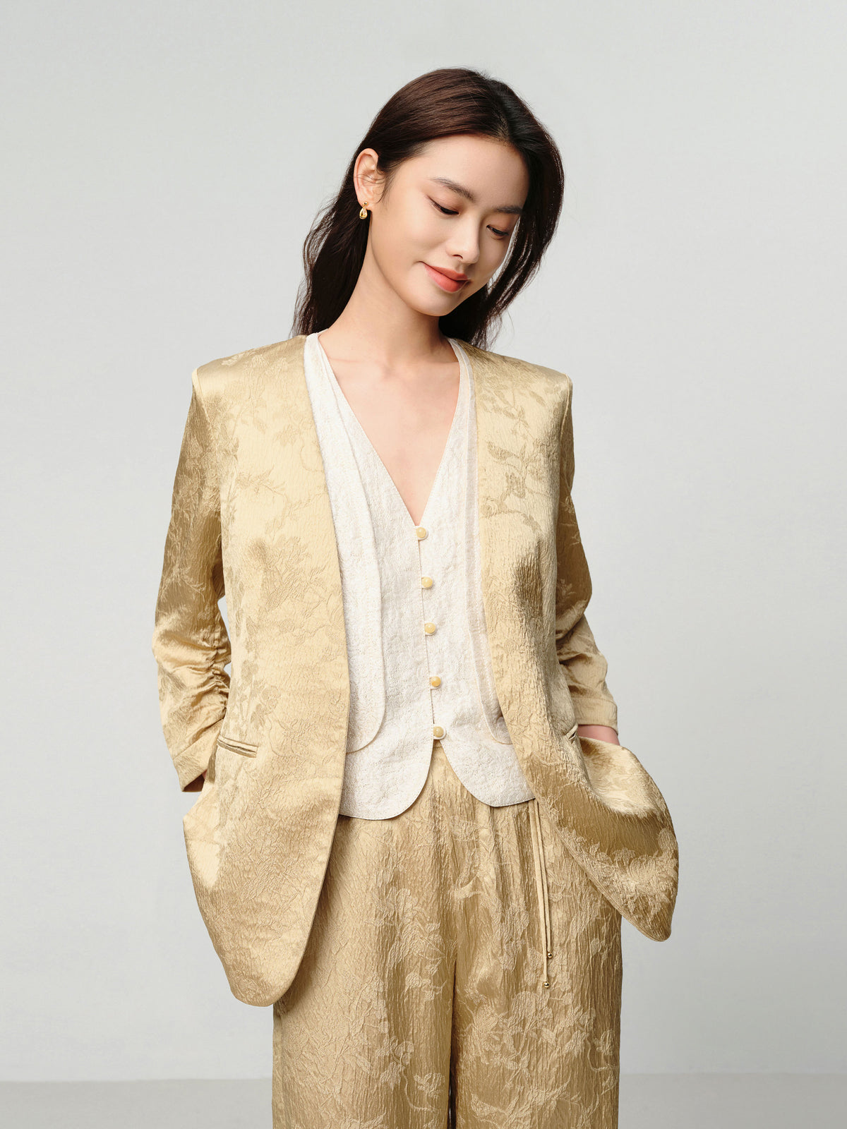 EP YAYING Mulberry Silk Jacquard 3/4 Sleeve Collarless Blazer Jacket