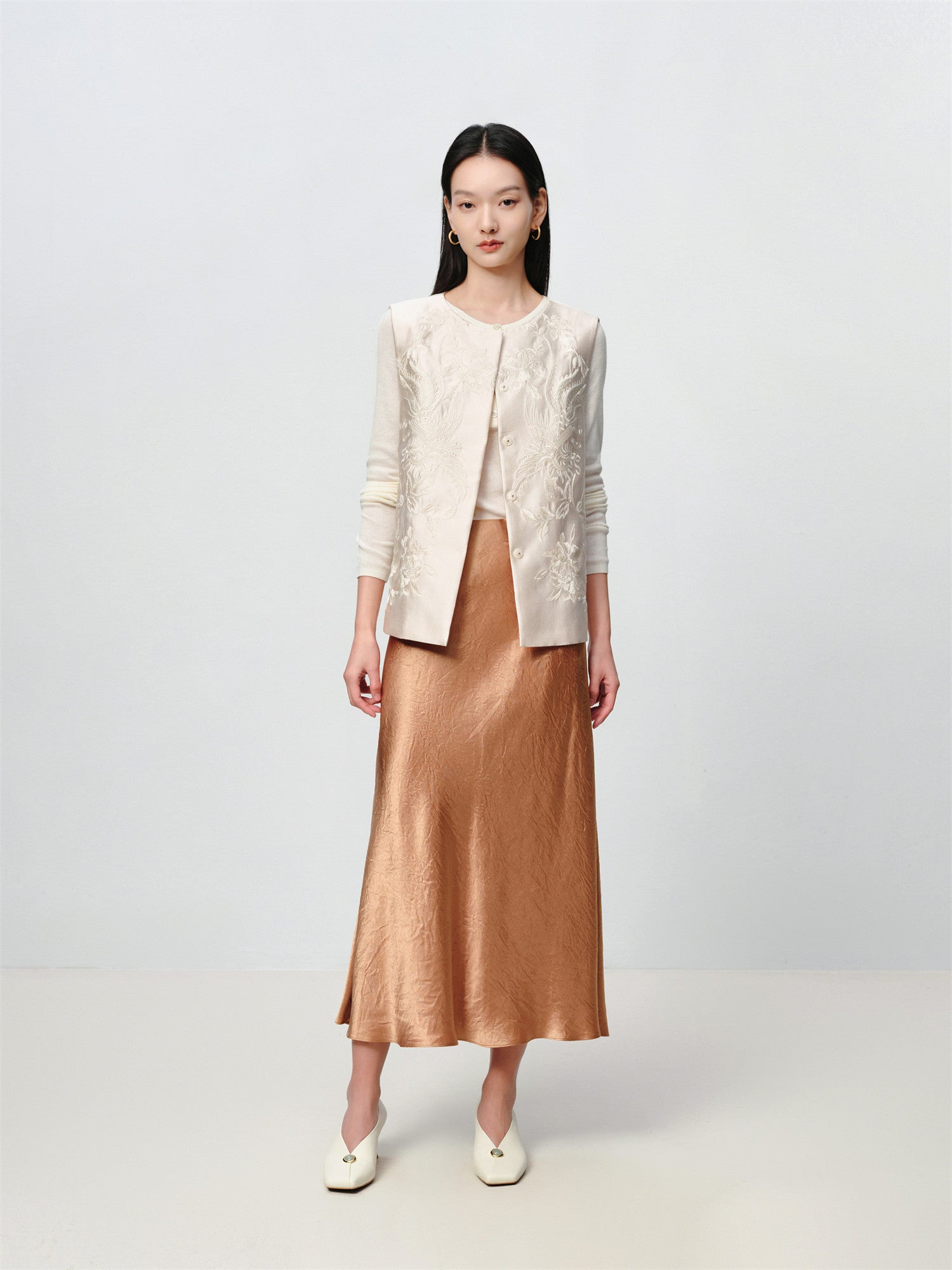 EP YAYING Heavy Embroidery Vest Jacket EGKEA1030AW