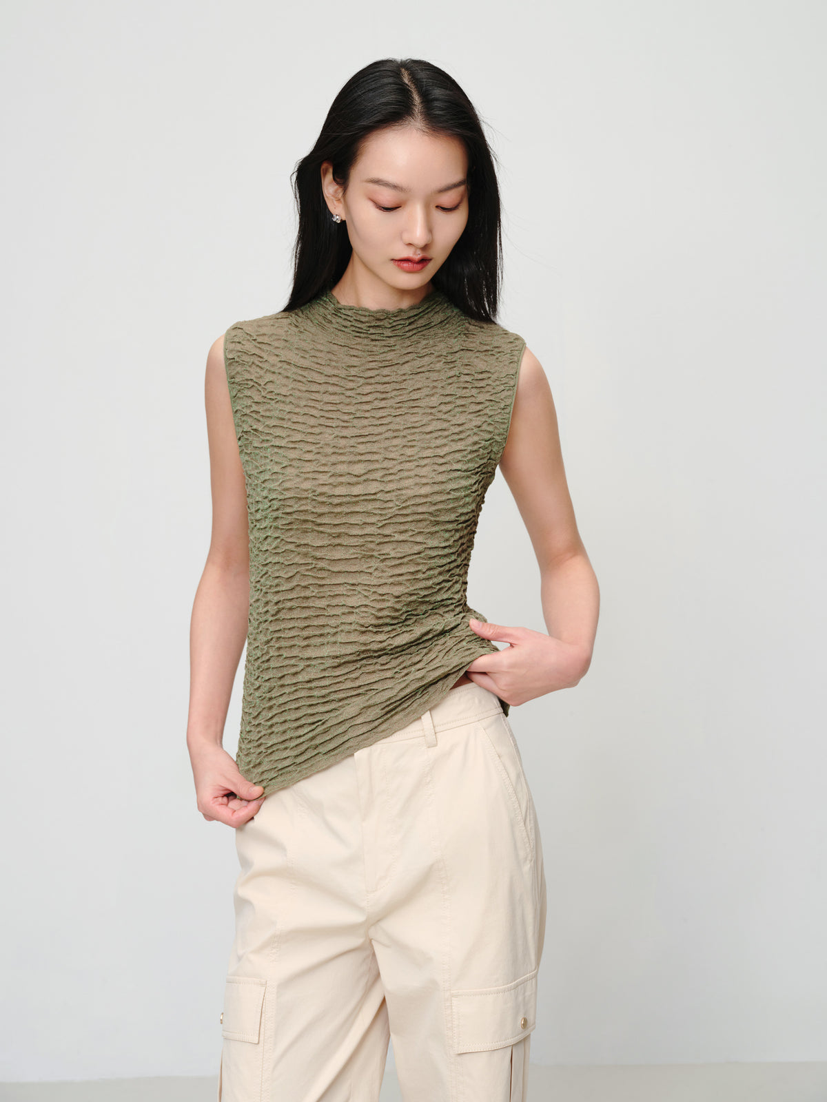 EP YAYING Slim-Fit Turtleneck Sleeveless Base Layer Top