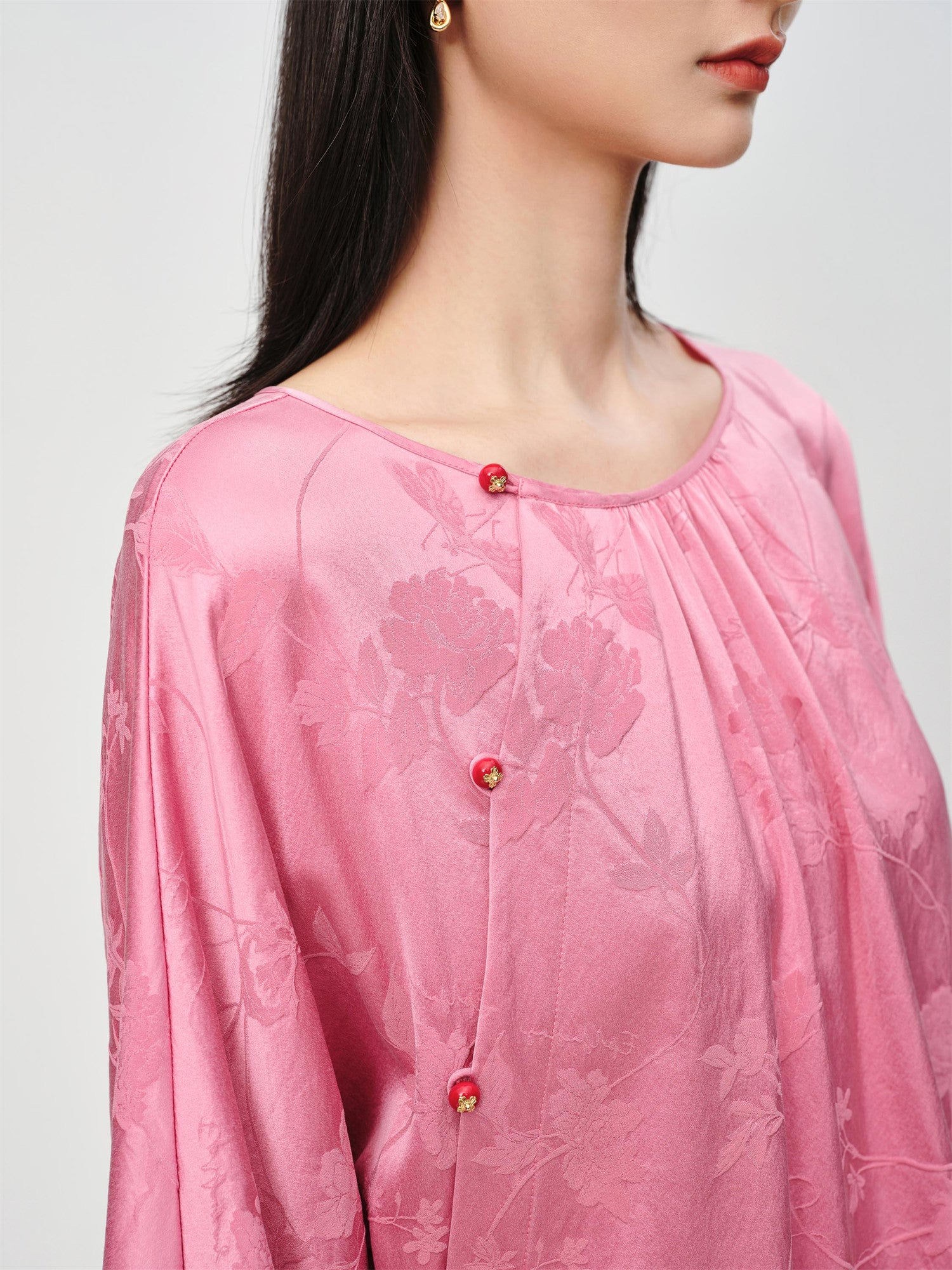 EP YAYING Silk Jacquard Crew Neck Shirt EGKES2243AF
