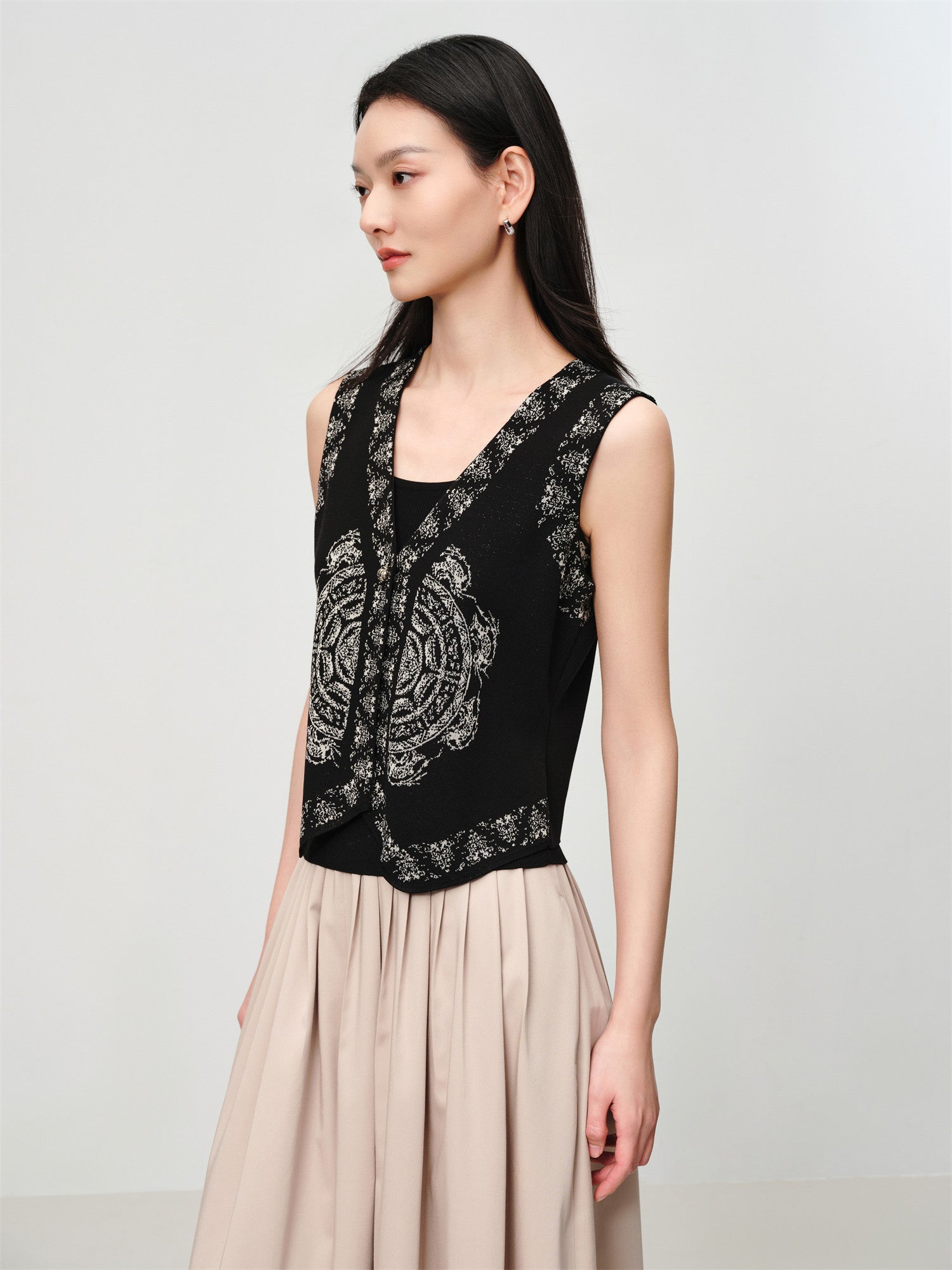 EP YAYING New Chinese Style Knit Vest EGKEA9040AH