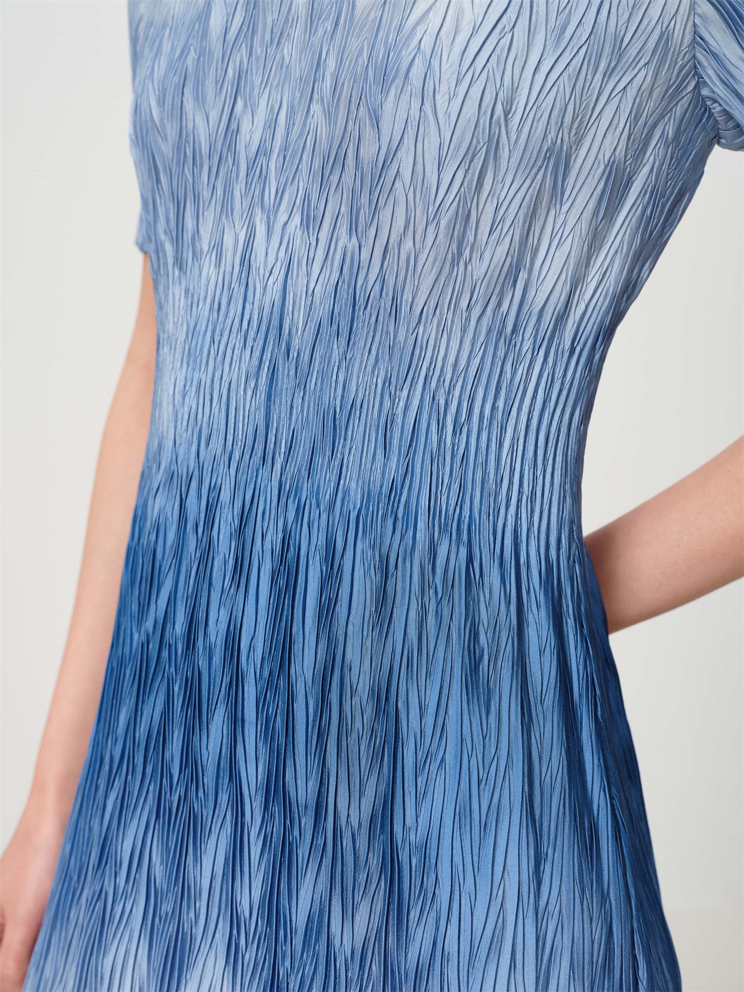 EP YAYING Gradient Pleated Dress EGKEA4610AB