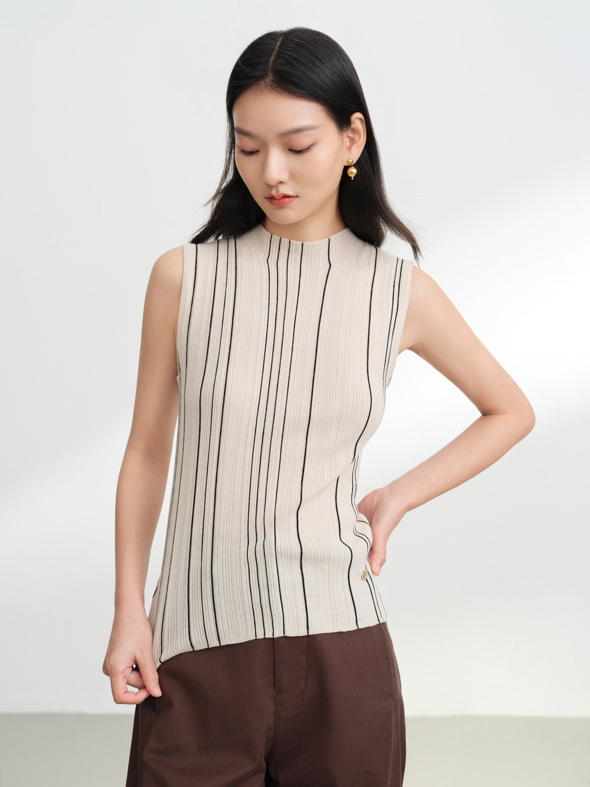 EP YAYING Wool Striped Slimming Sleeveless Knit Vest