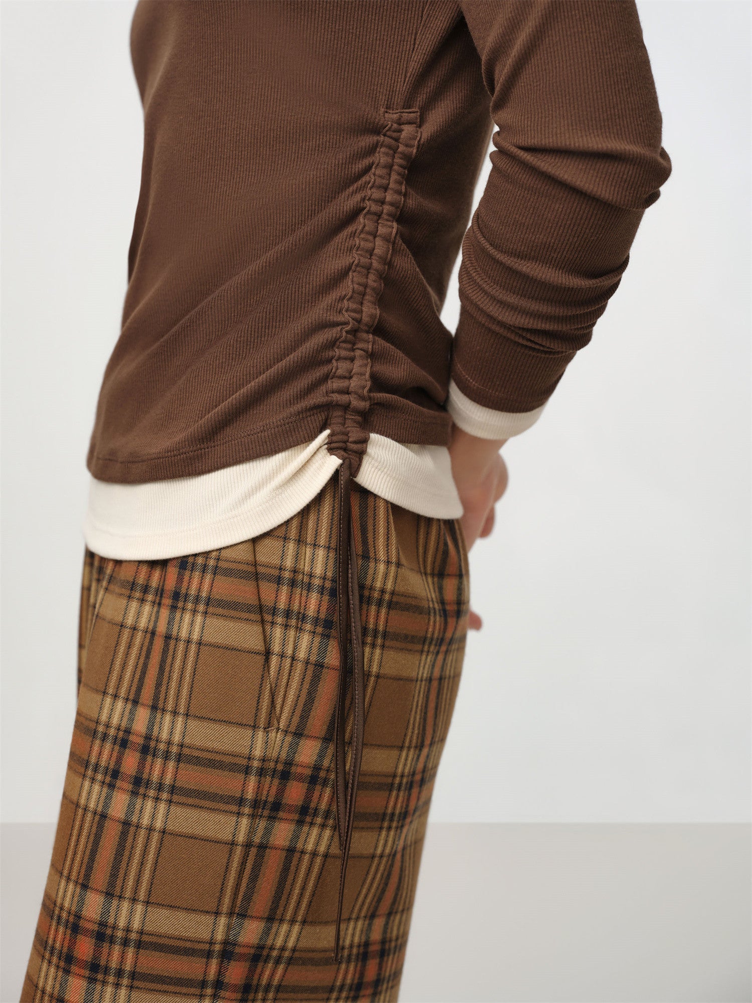 EP YAYING Slim-Fit Knit Base Layer Top EGKAS5516AK